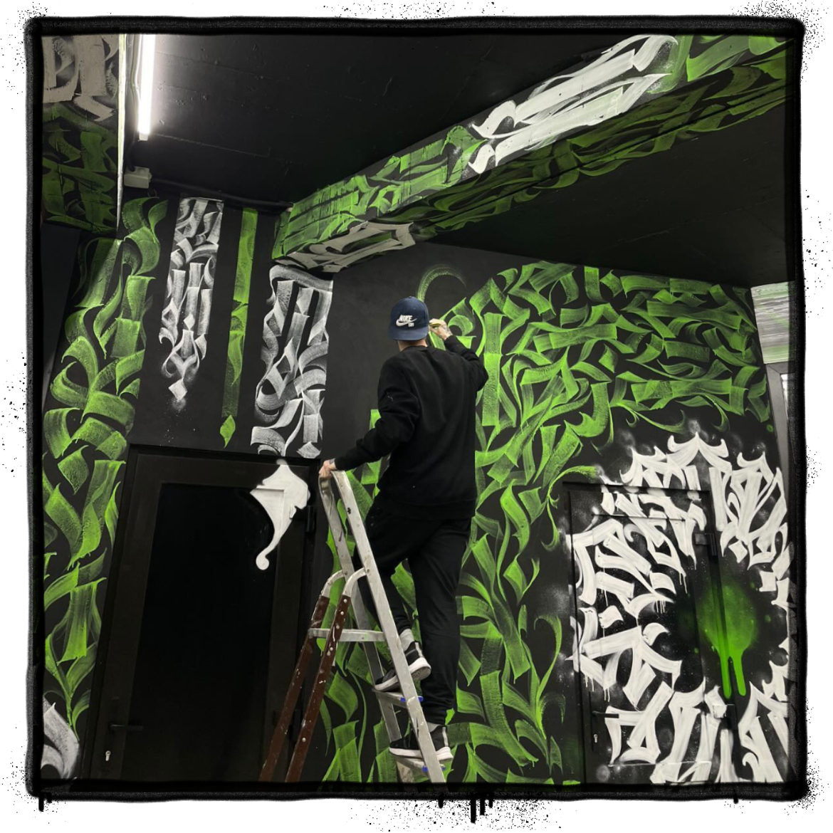 ㊍ Multi universal visual artist in India