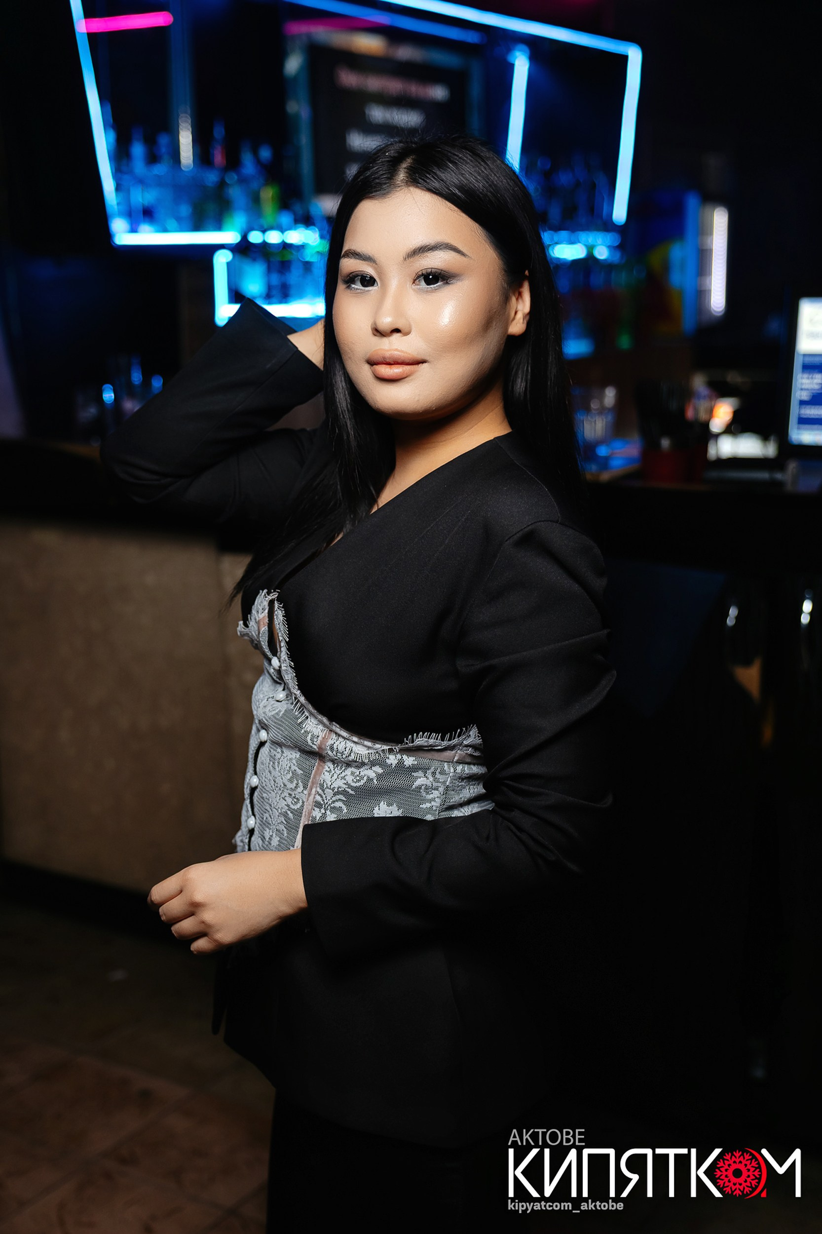 Elixir (Karaoke, Bar). Актобе Кипятком