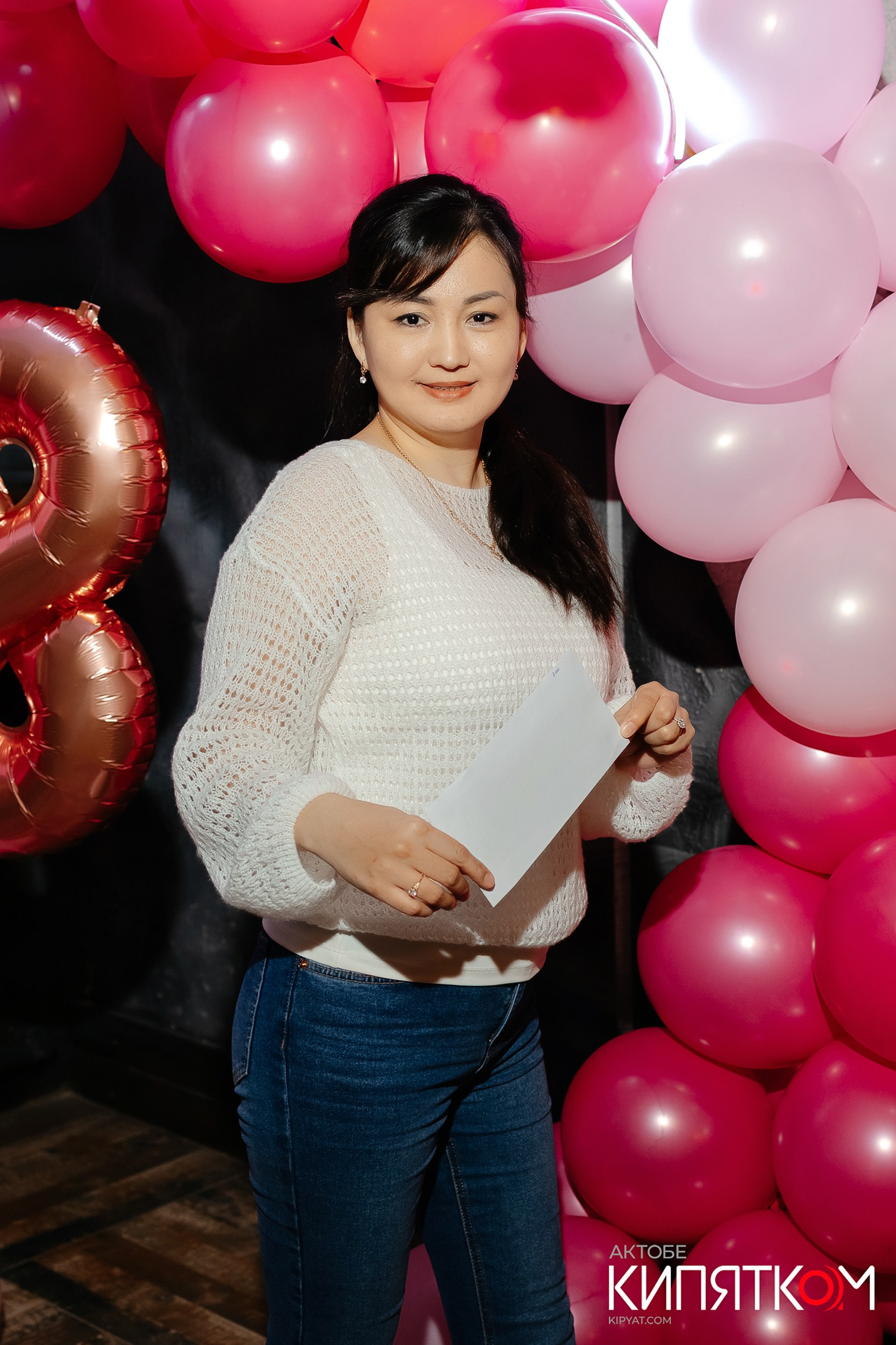 V12 (karaoke). Актобе Кипятком