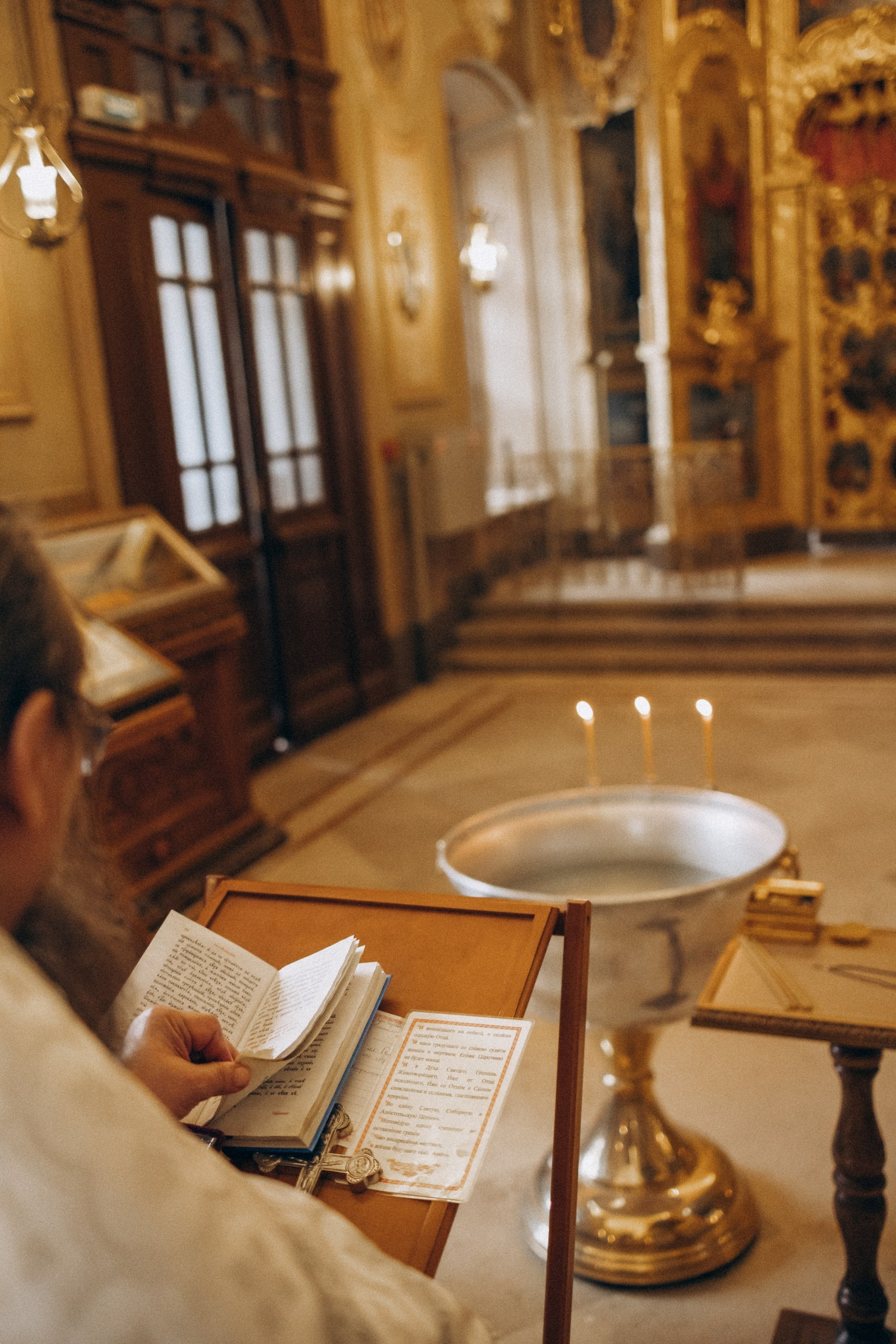 Фотосессия крещения в Москве, съемка крещения в Москве, съемка в храме, съемка крещения, крещение, фотограф на крещение, фотограф на крещение в Москве