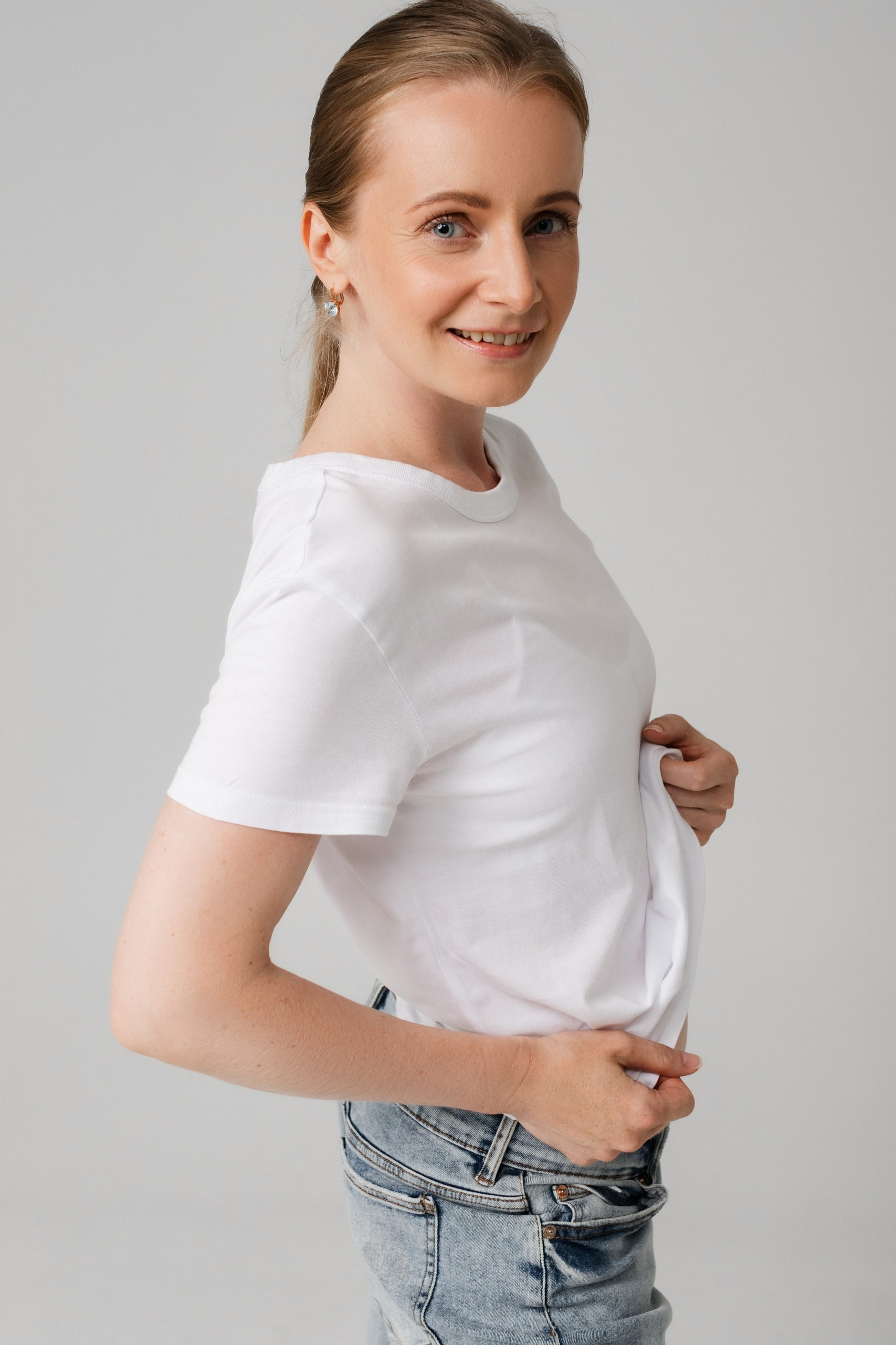 Модель Марина Доглядная. Фотограф Марина Доглядная Челябинск фотосессии с лошадьми, мотоциклами