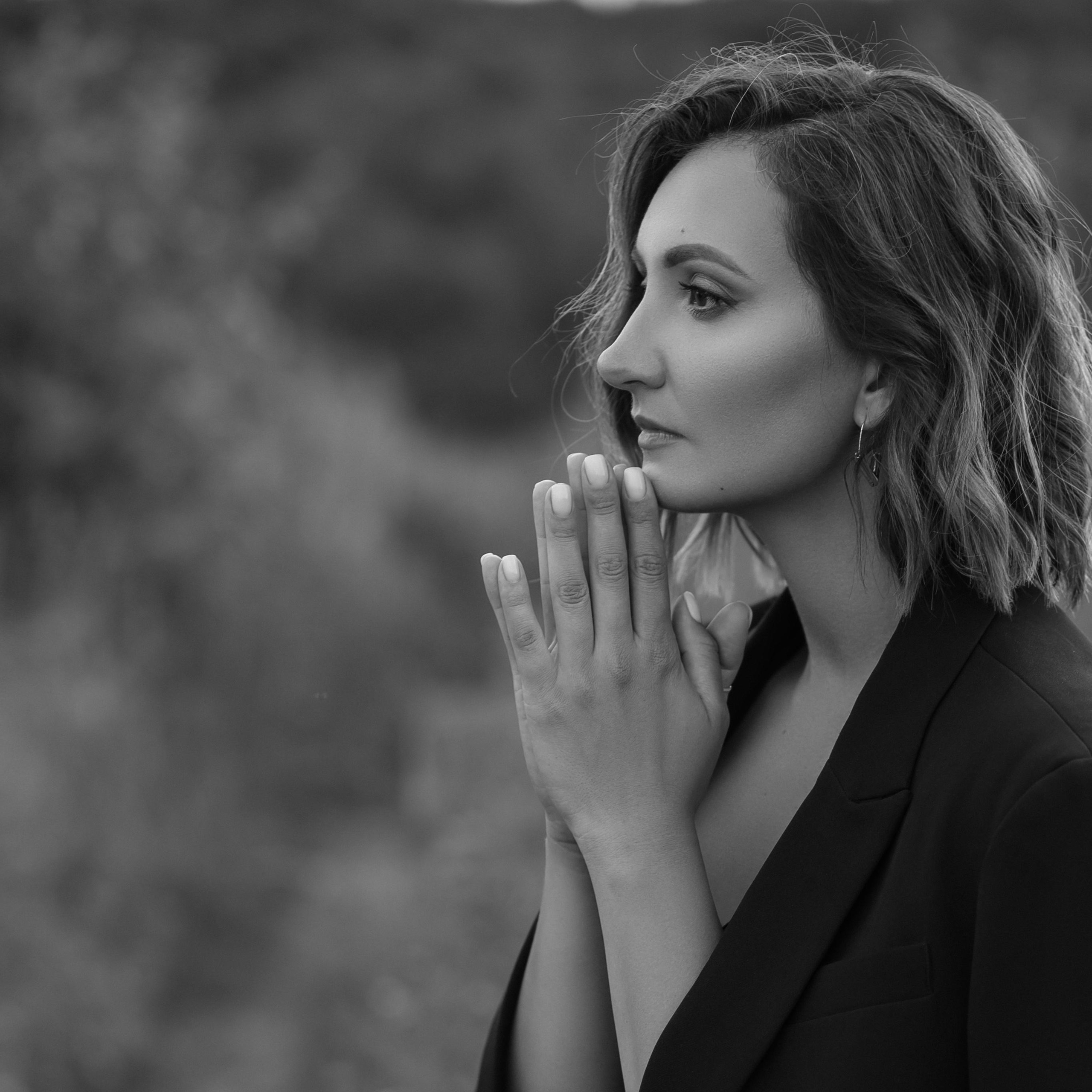 Контакты. Фотограф Мария Щеголькова. Чувственный женский портрет