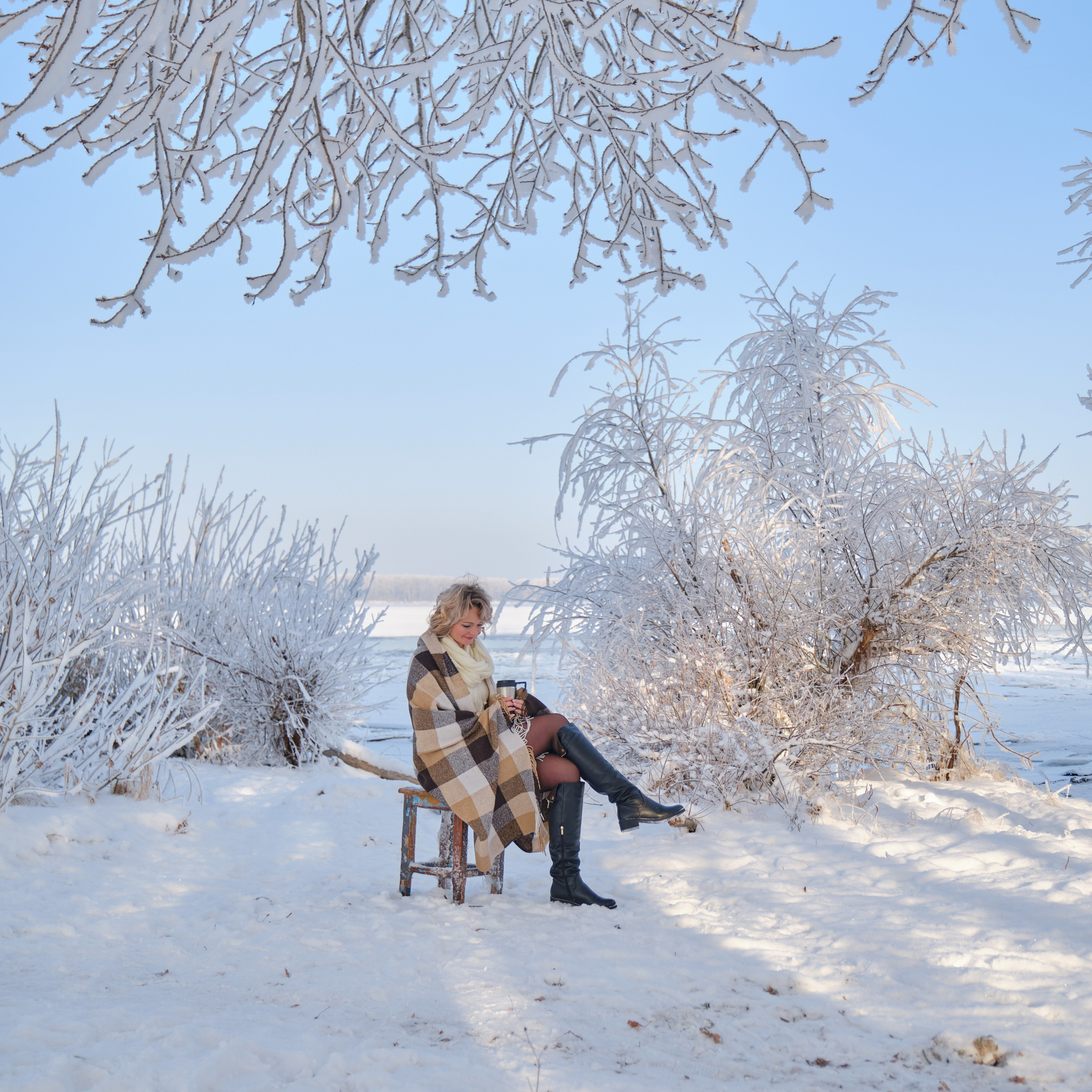 Фотосессия на природе, фотосессия на озере, фотосессия девушки, фотосессия в камышах, идеи для фотосессии