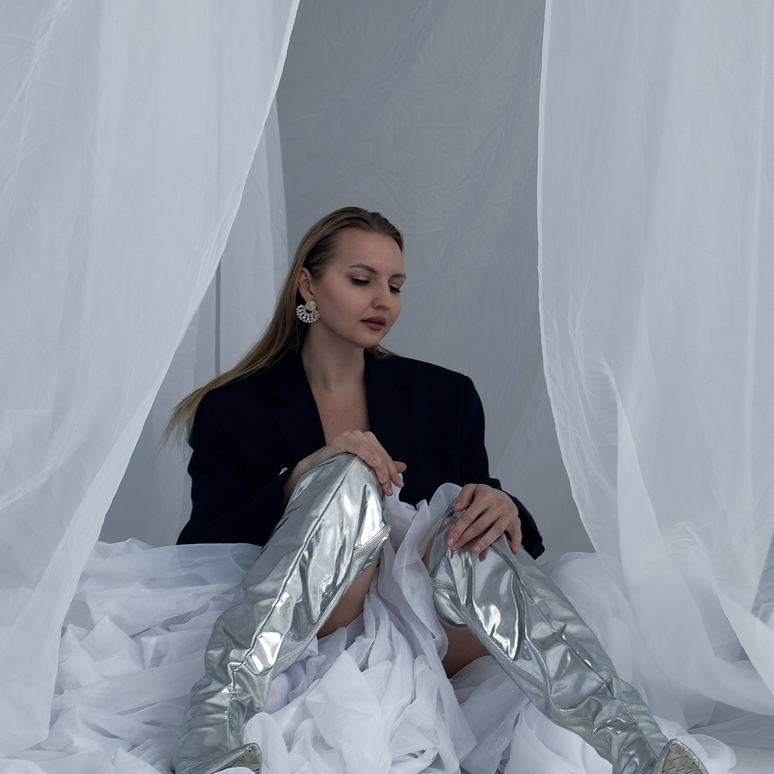 Контакты. Индивидуальный фотограф Новосибирск Настя