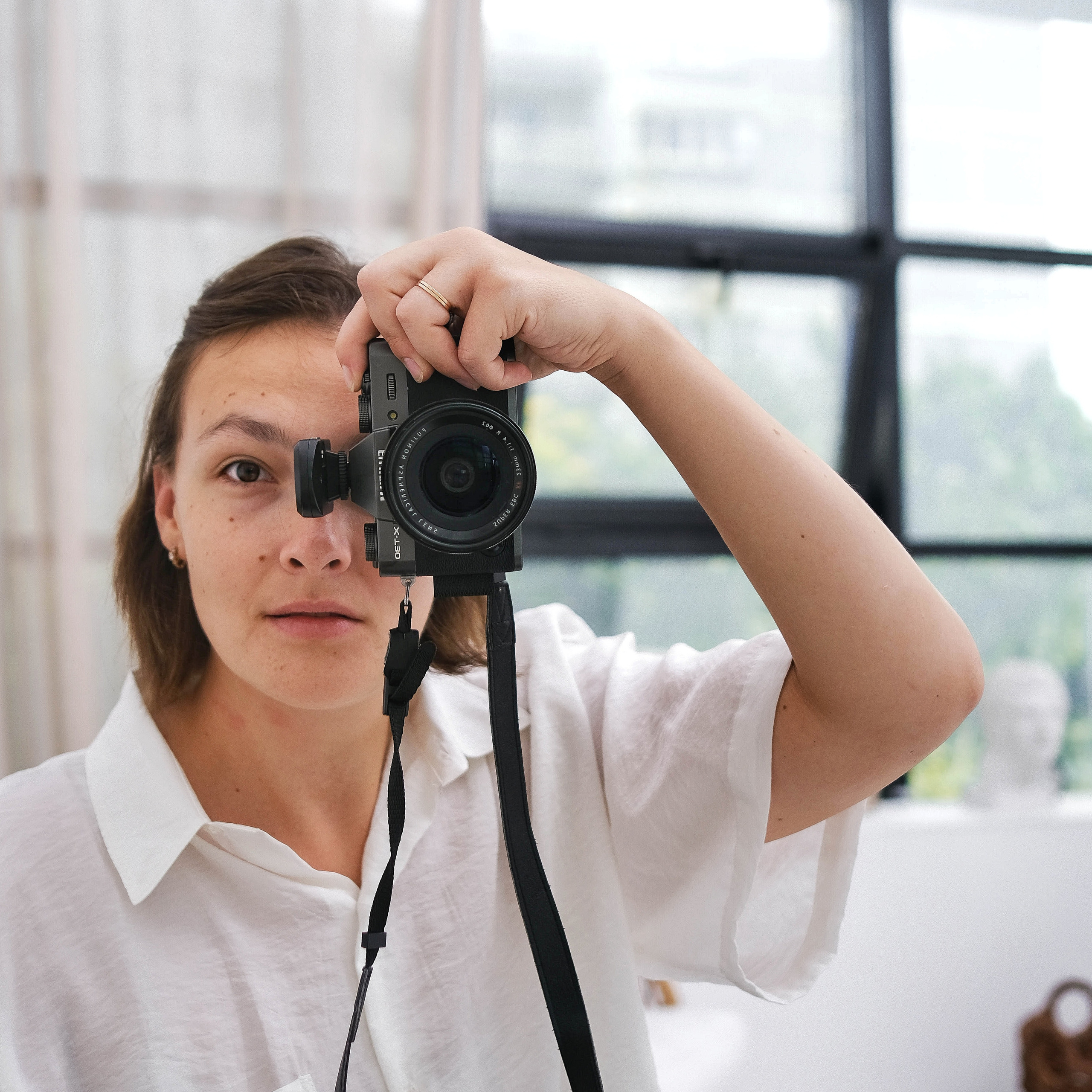 Контакты. Фотограф Одинцово Нина Ленс