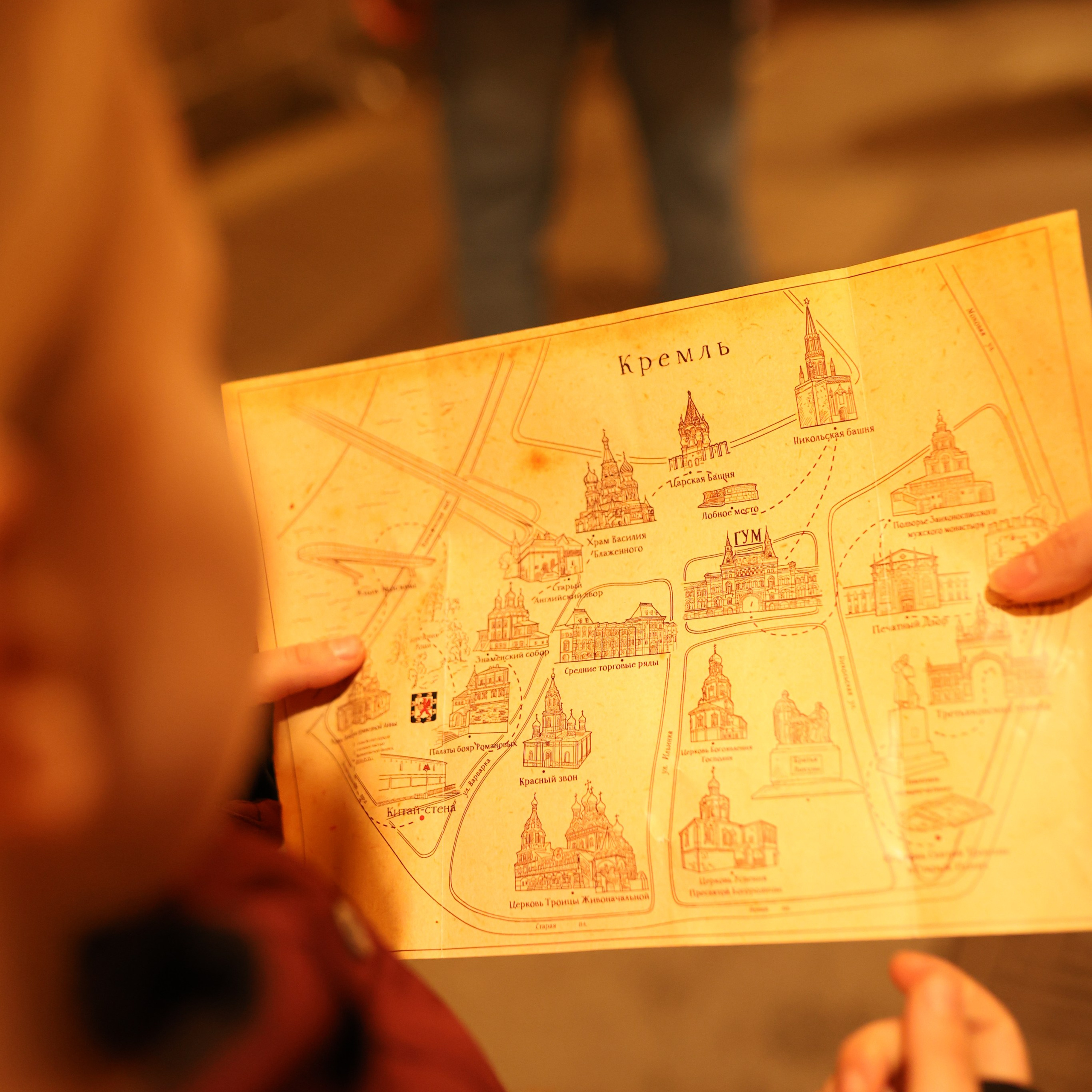 Экскурсия-бродилка: В поисках древних артефактов. Фотограф в Москве Алена Валунова