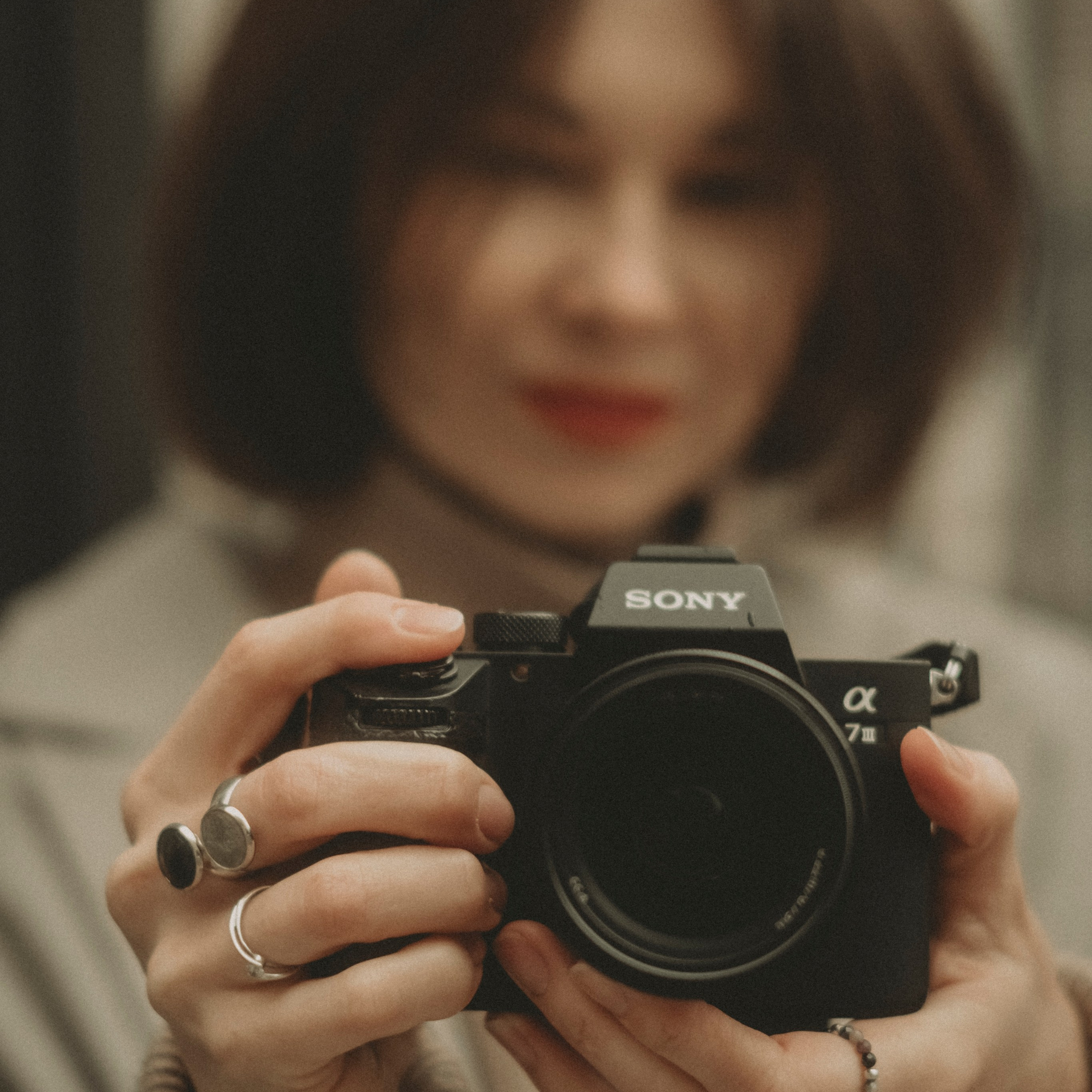 Контакты. Видеограф фотограф в Москве Ирина Царегородцева