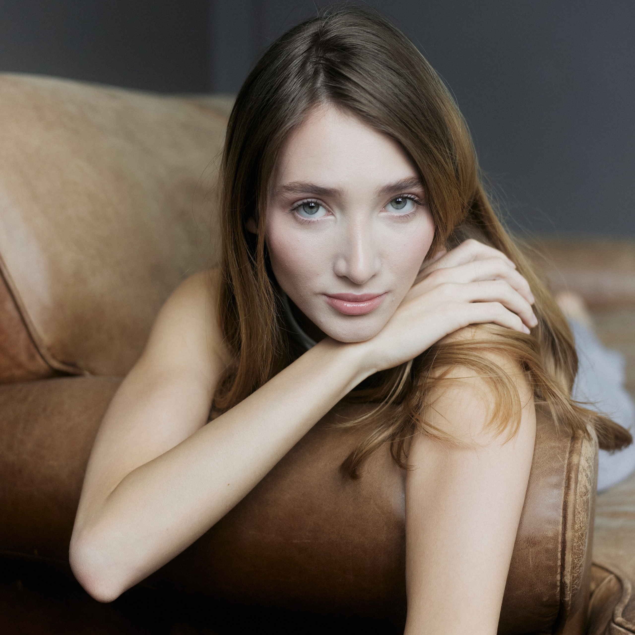 Влада Зюзина — adalwzet posmotri — коммерческий фотограф в Москве — портретный фотограф, фотограф для брендов