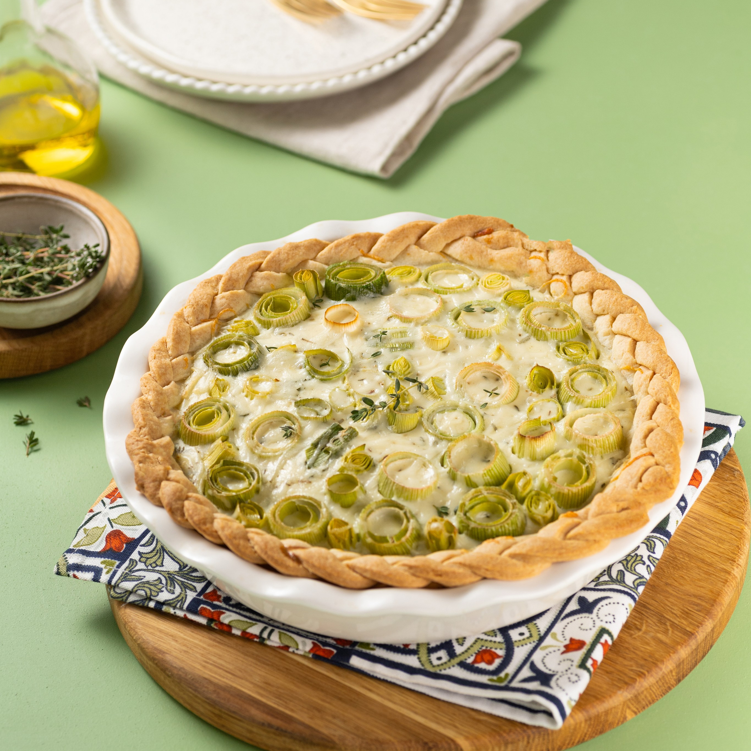 Рецепт песочного пирога с луком пореем