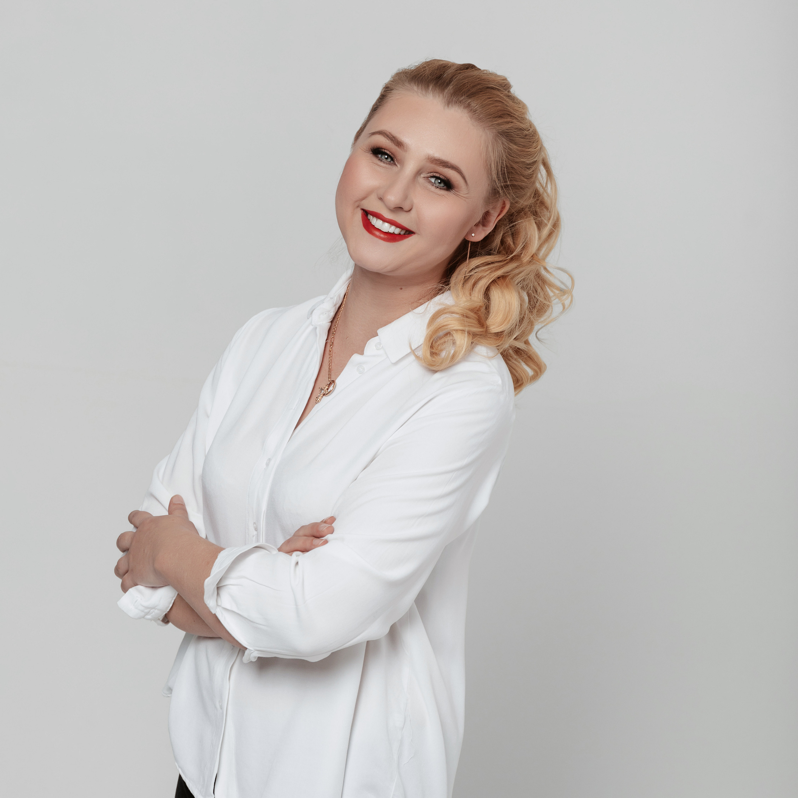 КОНТАКТЫ. Фотограф Нижневартовск Евгения Мартынова