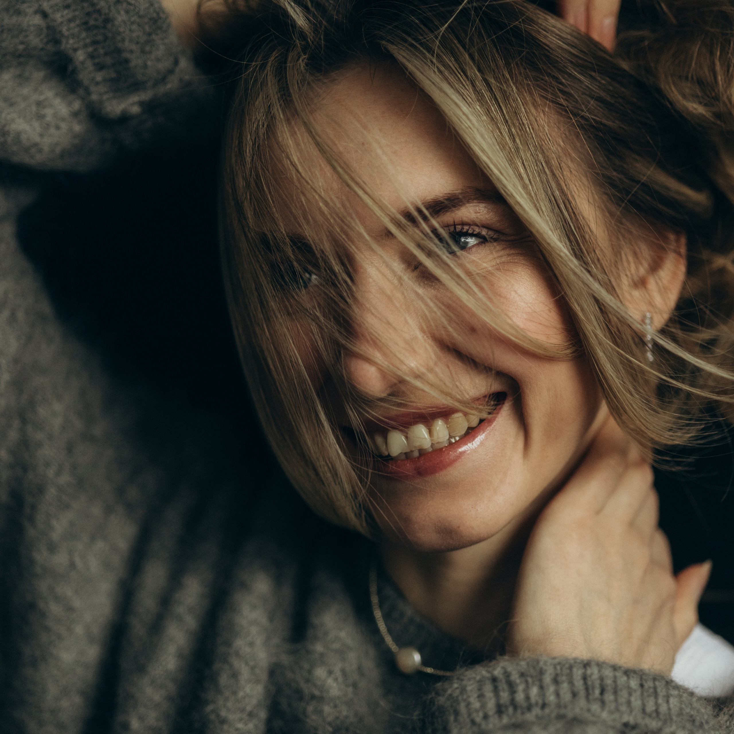 Контакты. Фотограф Саратов