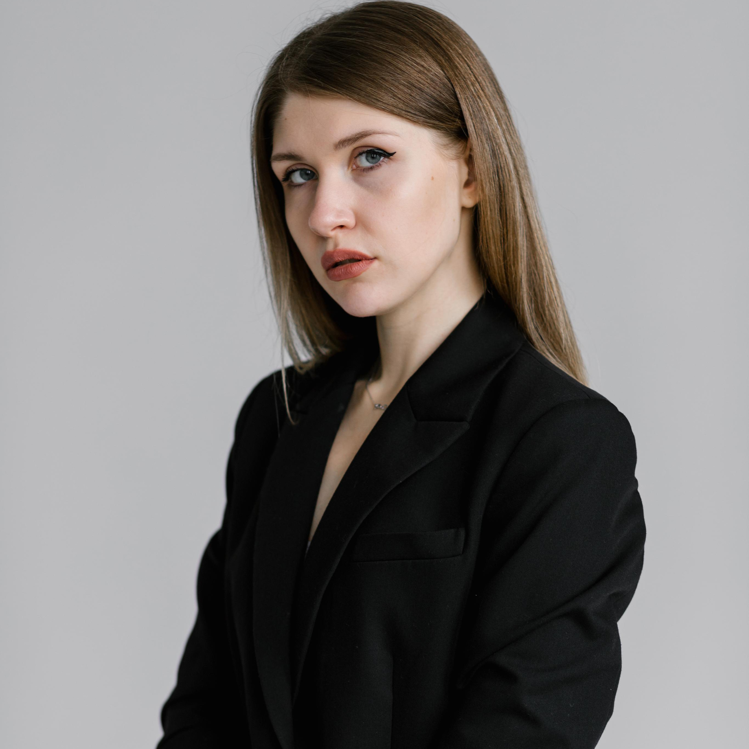 Контакты. Свадебный фотограф в Пятигорске и КМВ Софья Аджикеримова