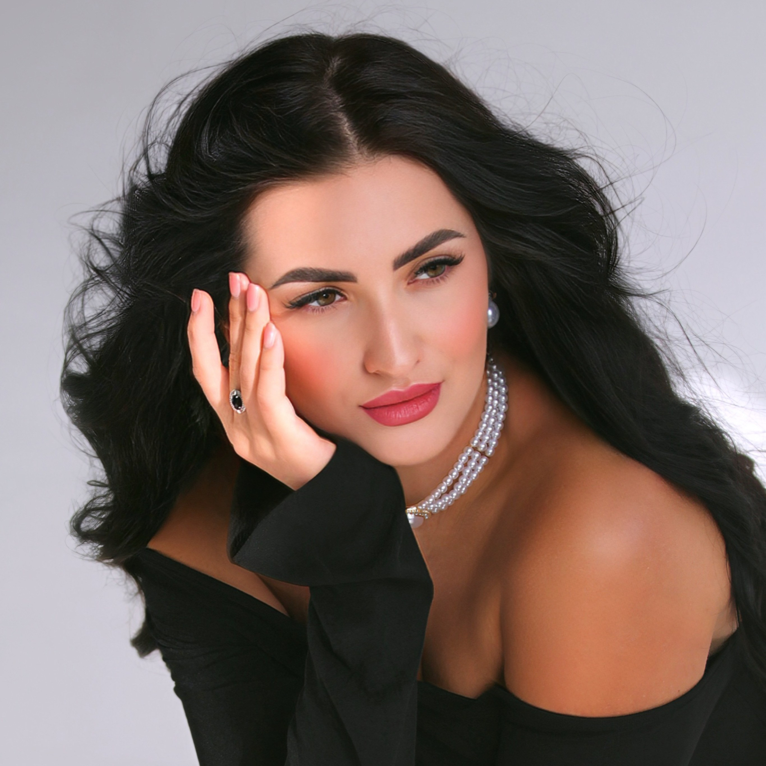 Контакты. Портретный фотограф Москва Виктория Гранд