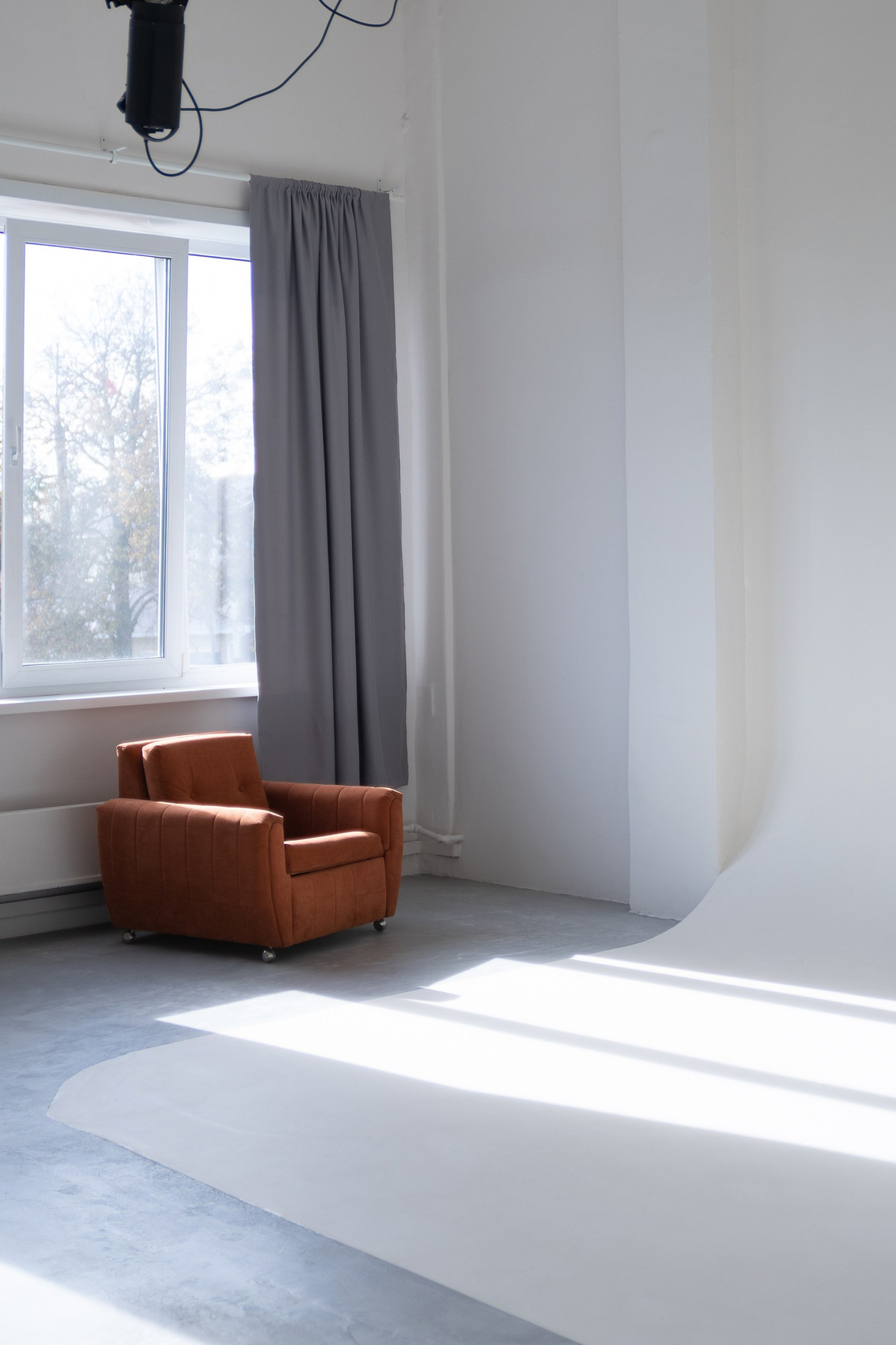 Услуги. Фотостудия Kstaty Kisel в городе Выкса. Студия с зеркалом и циклорамой