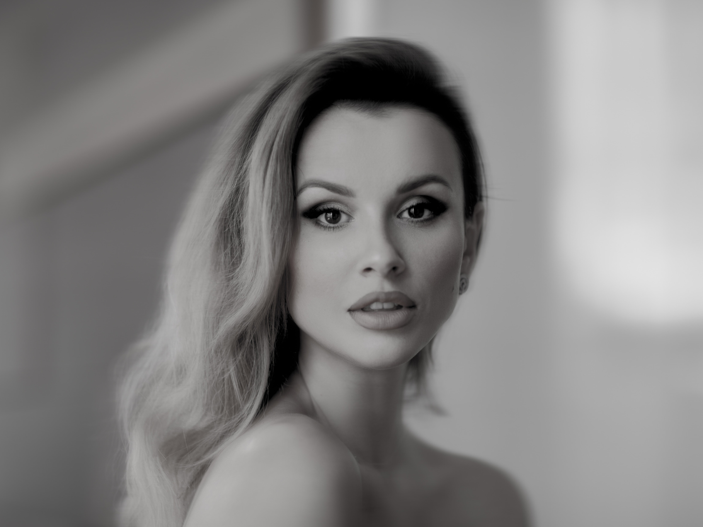 Контакты. Фотограф-портретист в Волгограде Алёна Зверева