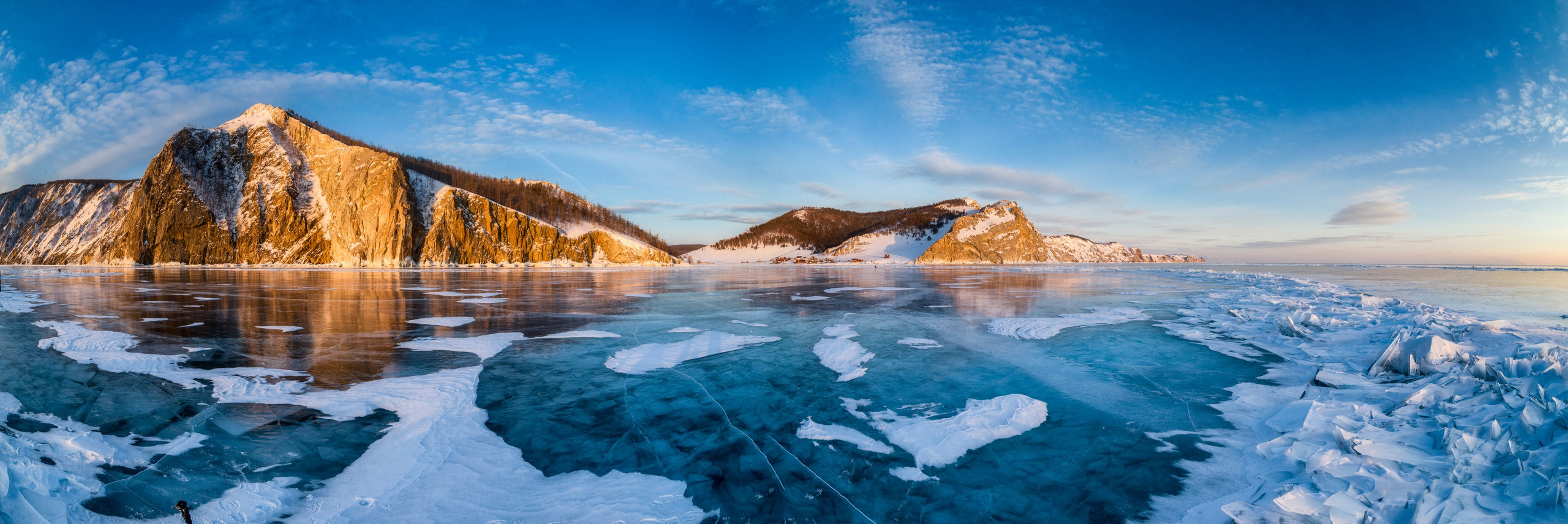 Lake Baikal. The largest skating rink on the planet