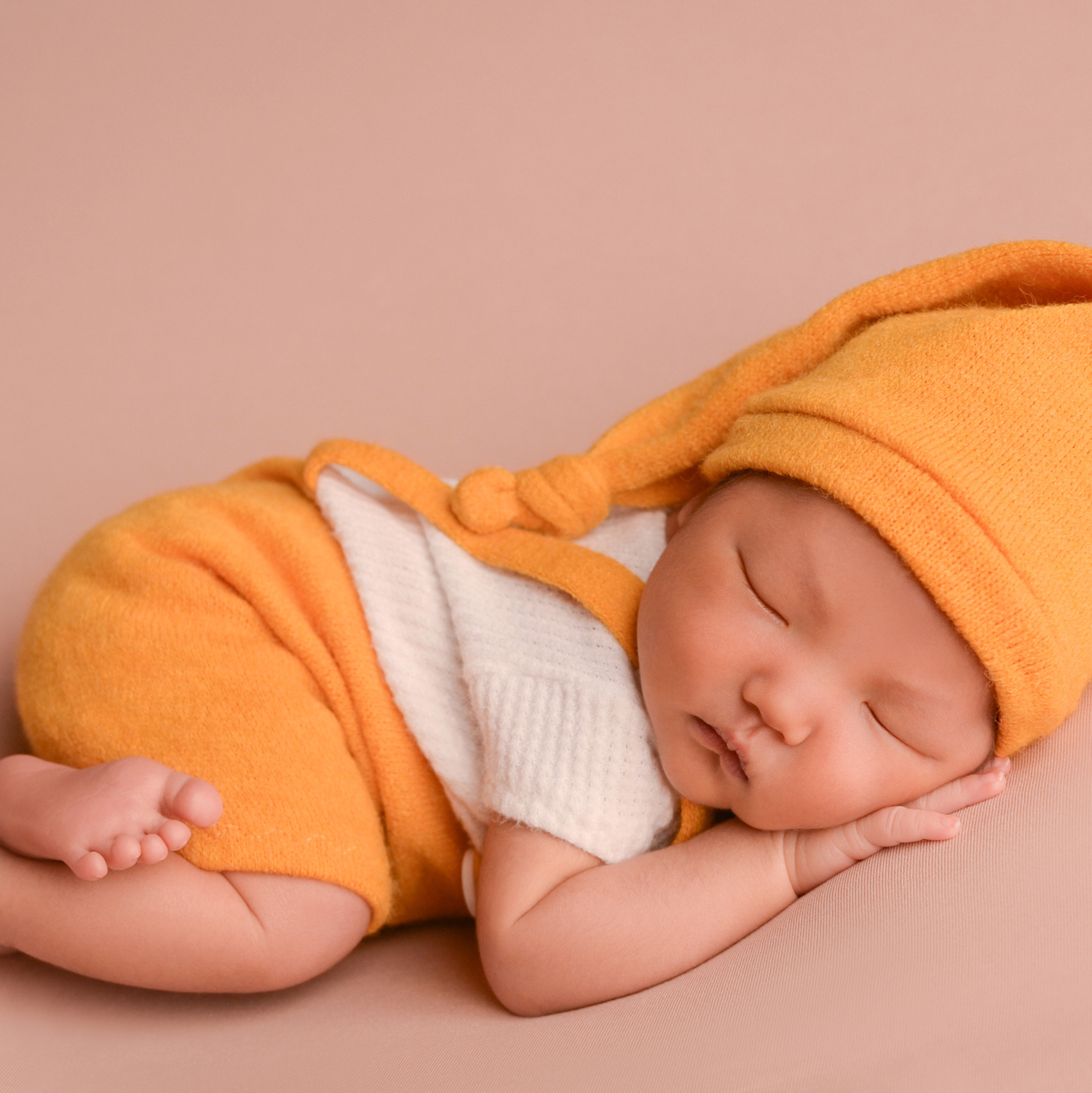 Фотограф новорождённых в Санкт-Петербурге Наталья Булгакова