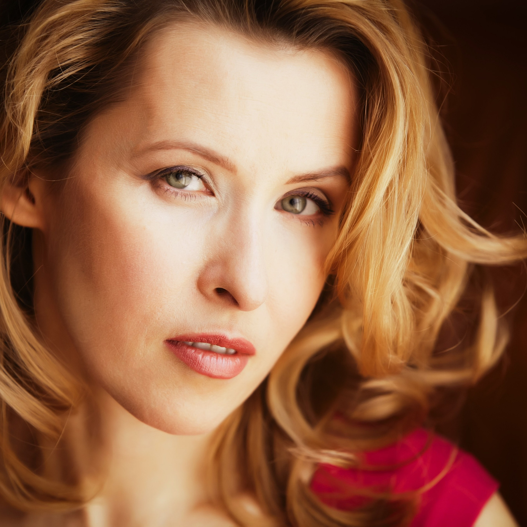 Контакты. Фотографы в Москве Светлана Устинова и Сергей Грачев