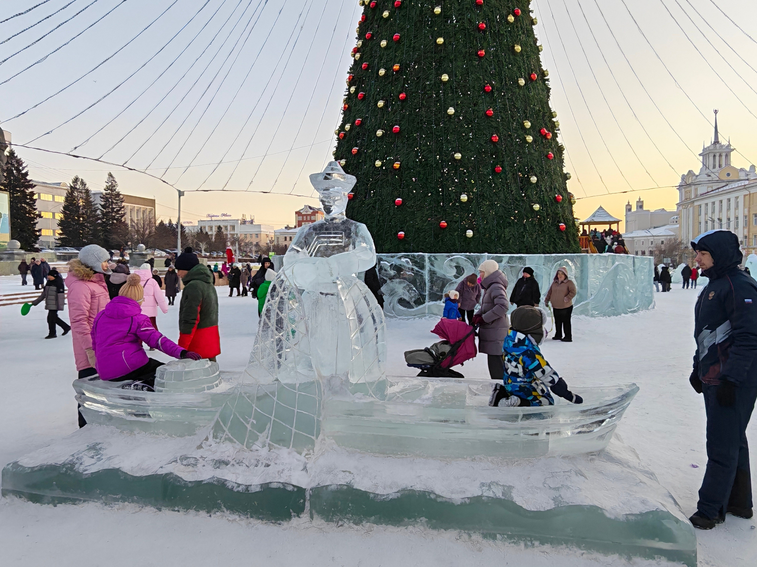 Ледовый городок. Polyakovlivashuk.ru