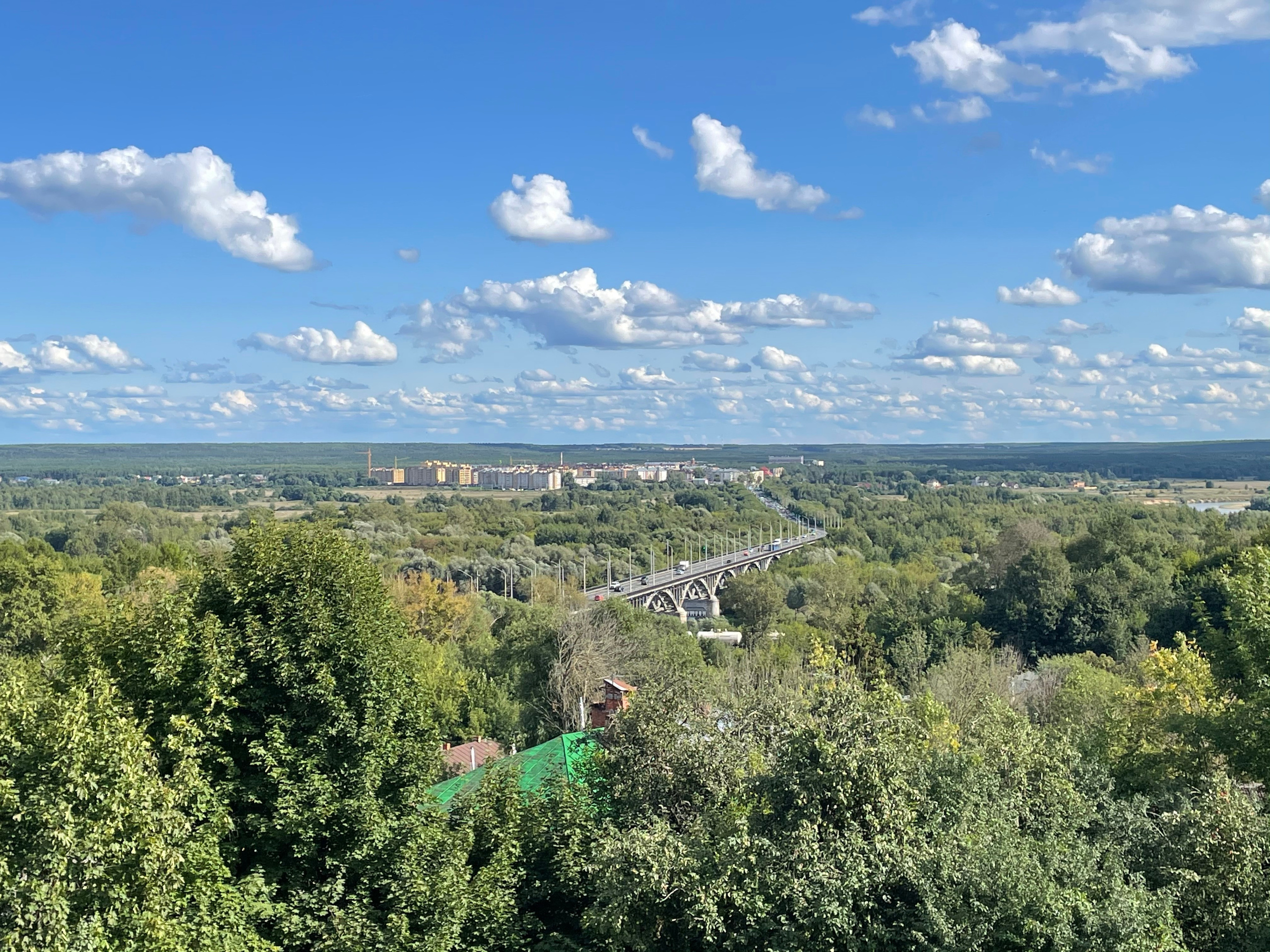 Прогулка по г. Владимир: зеленый Патриарший сад, холмы и церкви. Проект «Фотокладовка»: блог уличной фотографии в формате street photo