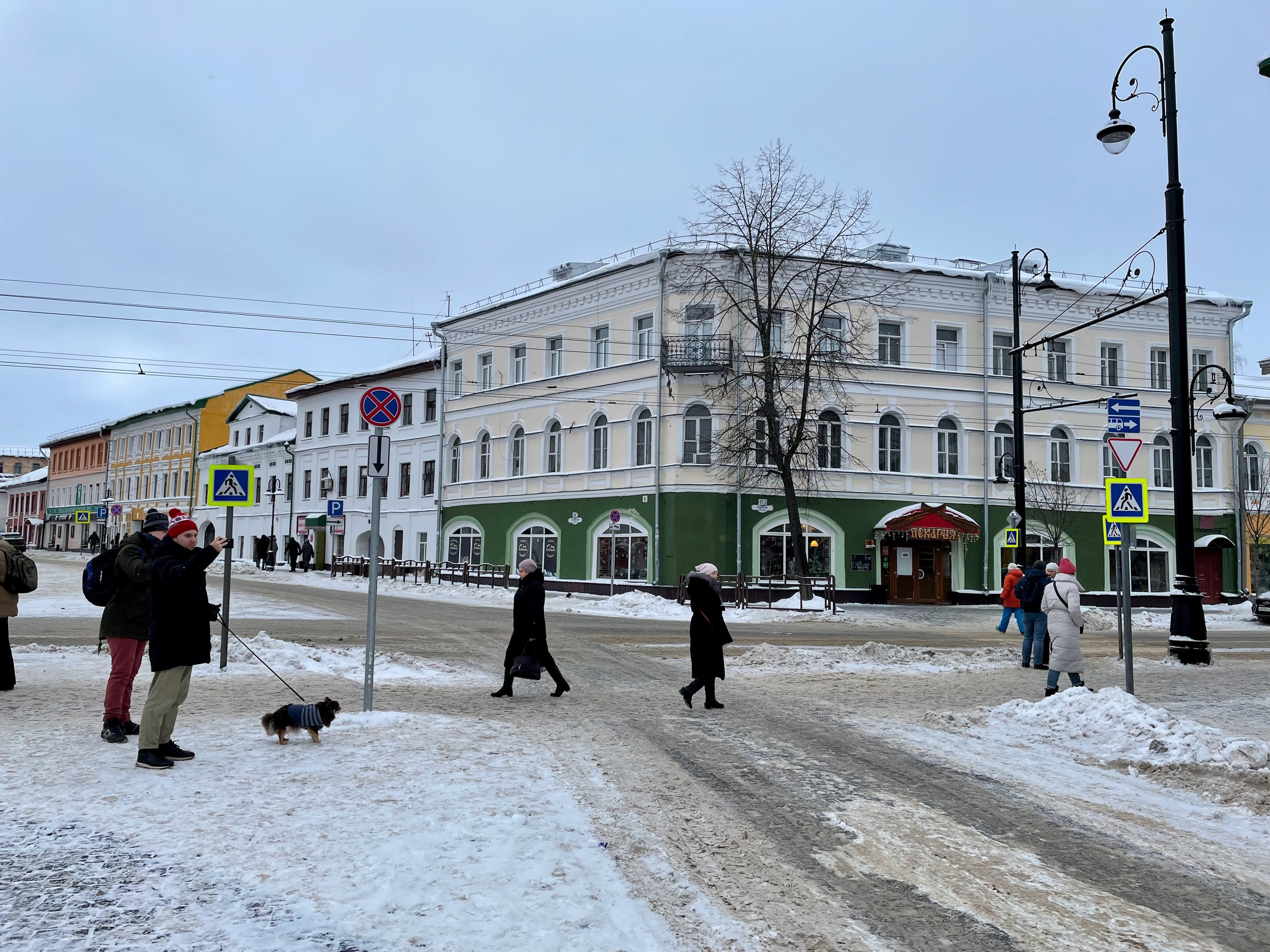 Рыбинск – город, в котором история оживает. Проект «Фотокладовка»: блог уличной фотографии в формате street photo