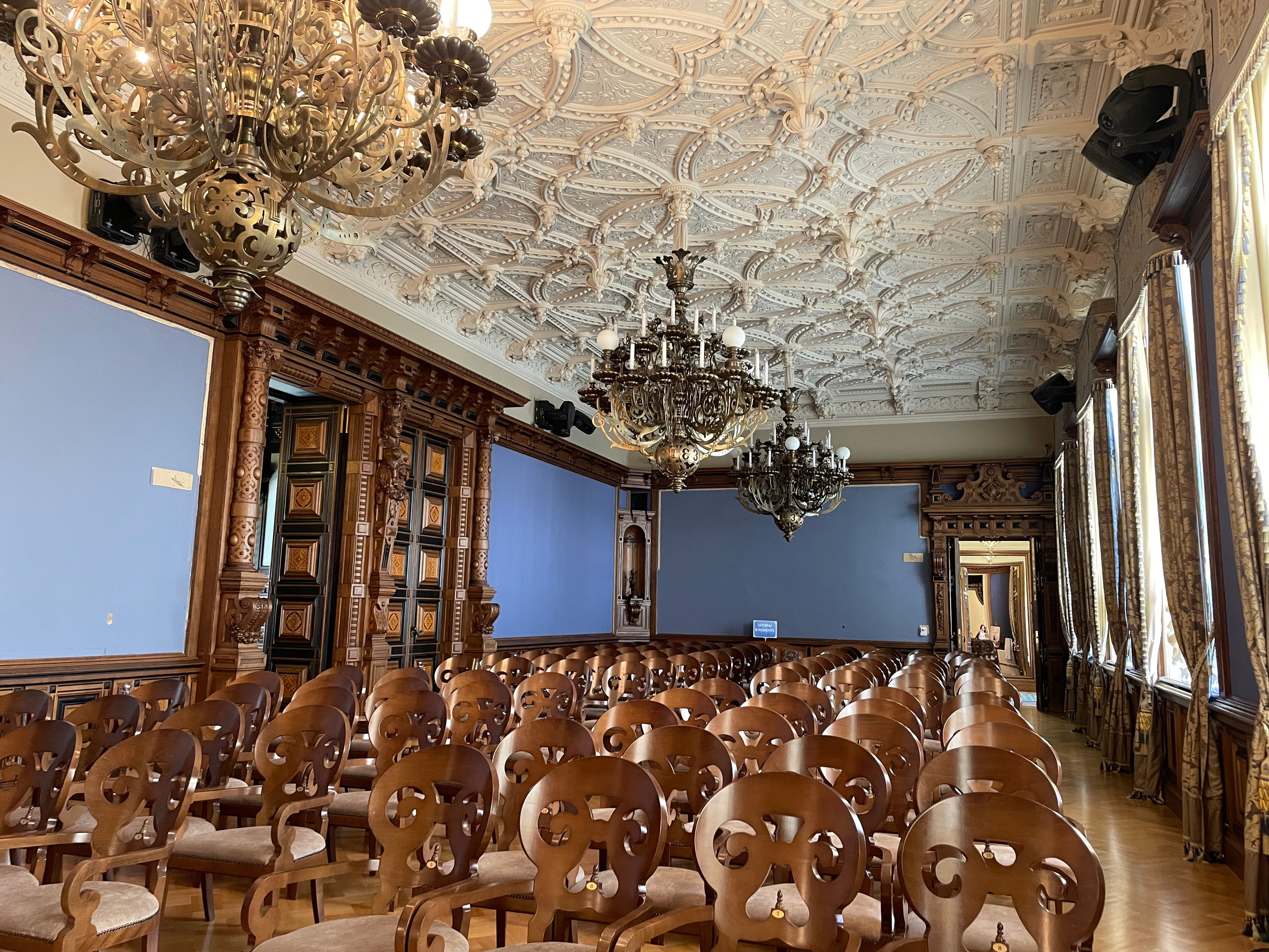 События и анонсы. Скрипачка Анна Савкина