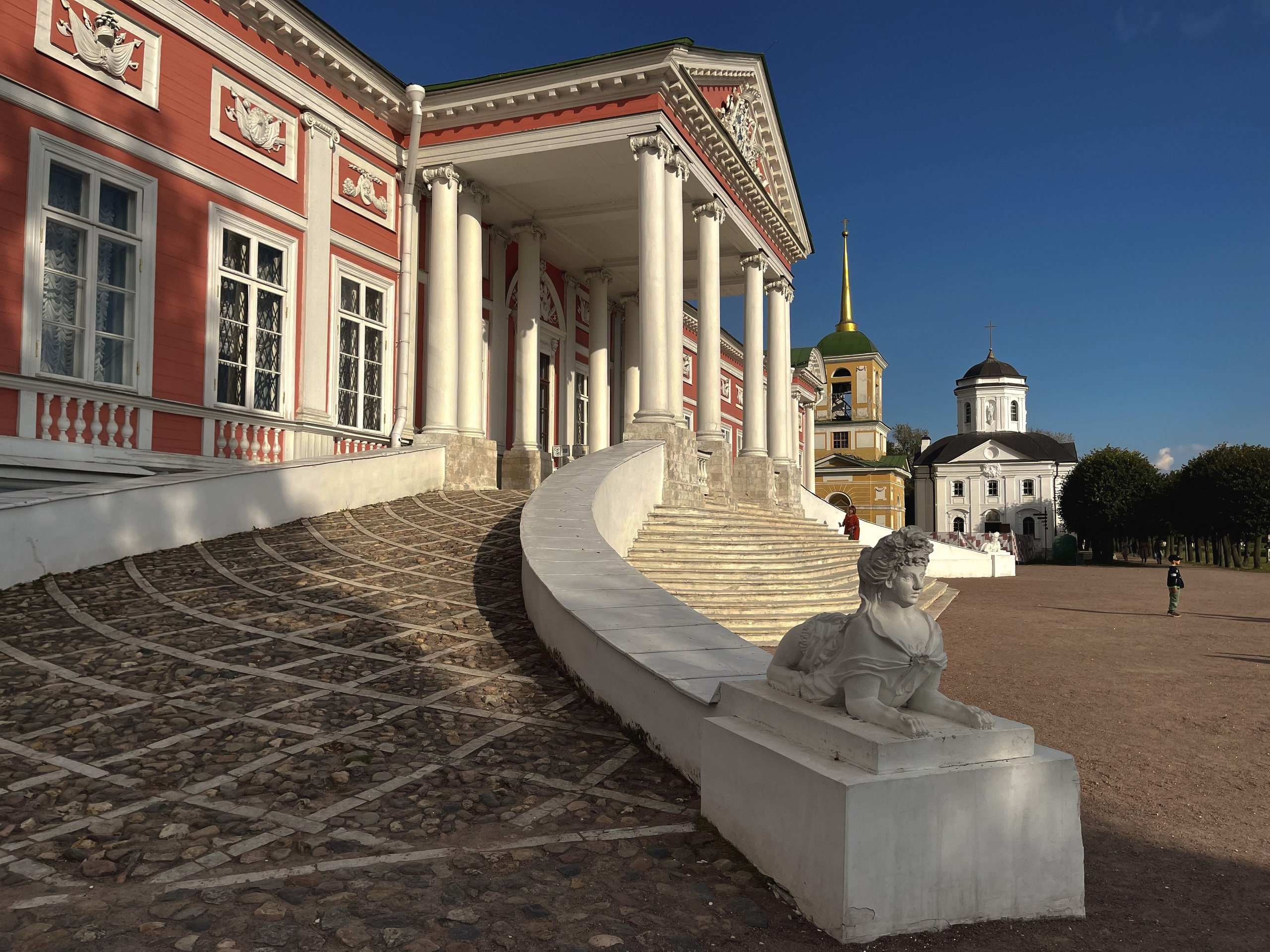 Экскурсовод по Москве Беляева Валентина