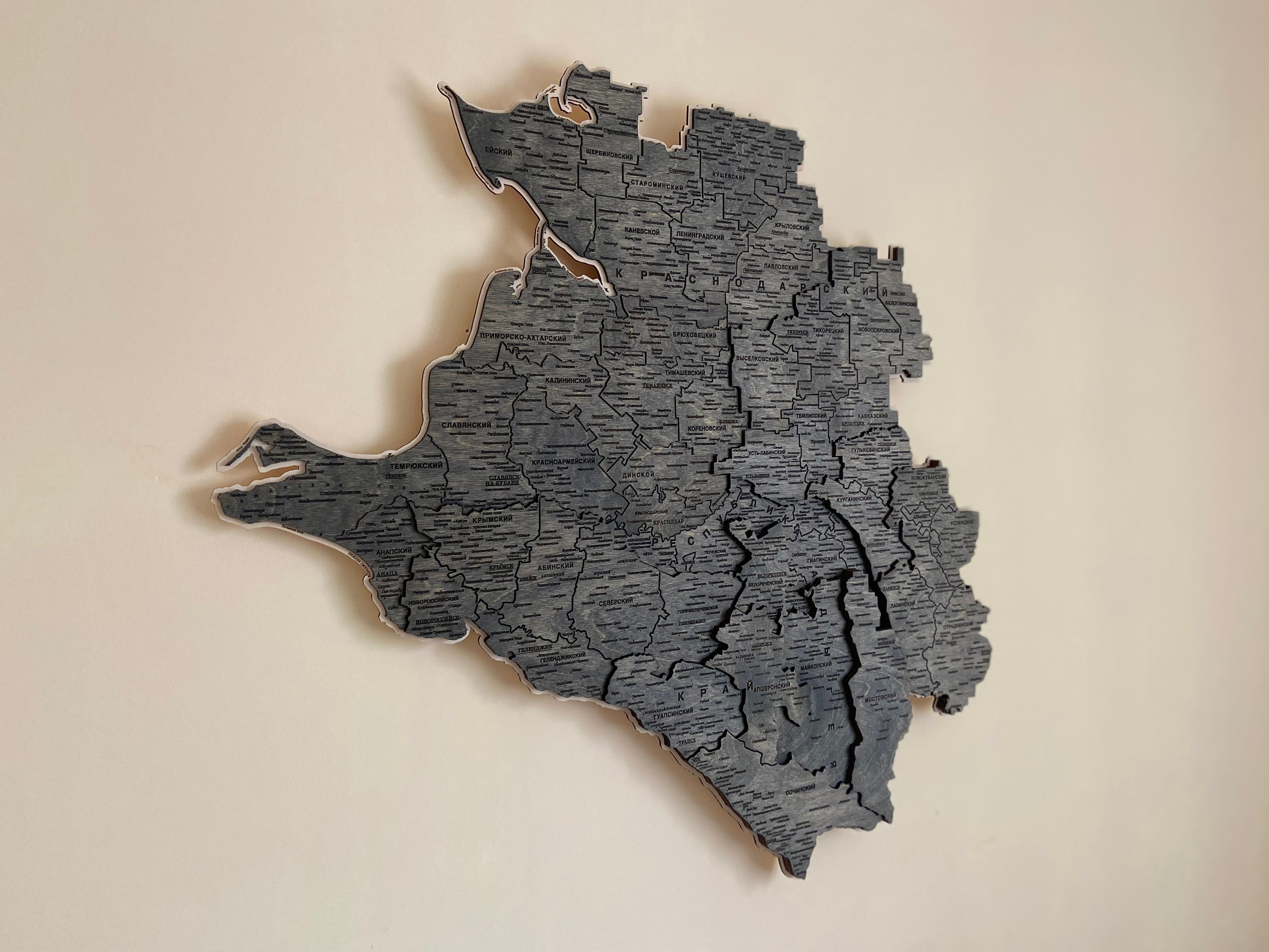 Карта мира из дерева. Art objects for walls. Author’s paintings, panels, clocks and portraits by photo