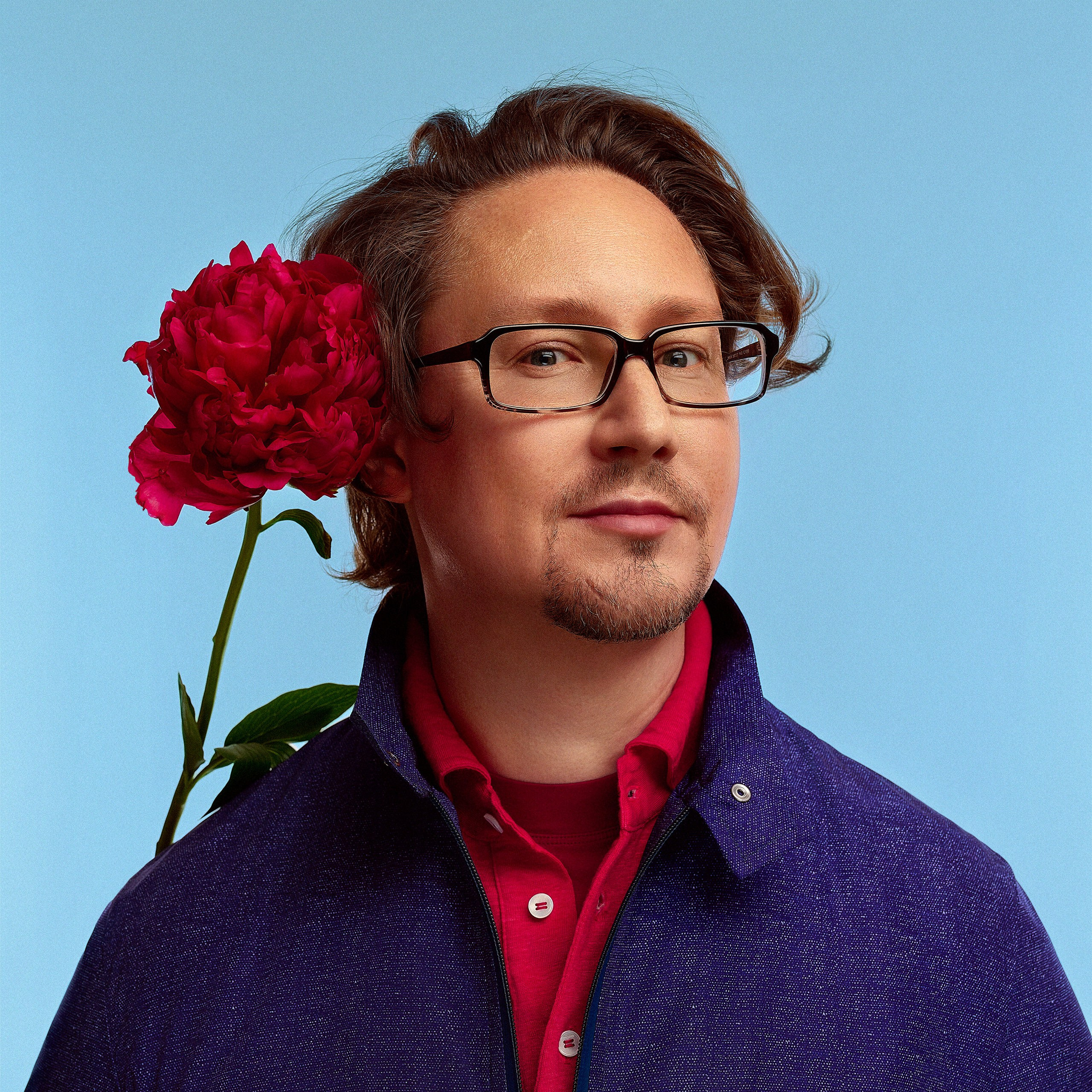 Kontaktujte Nikolay Samara – Rezervujte si osobnú fotosešiu. Som Nikolay Samara, fotograf v Bratislave. Zameriavam sa na portréty, lifestyle, eventy a work and sport fotografiu s osobným pr