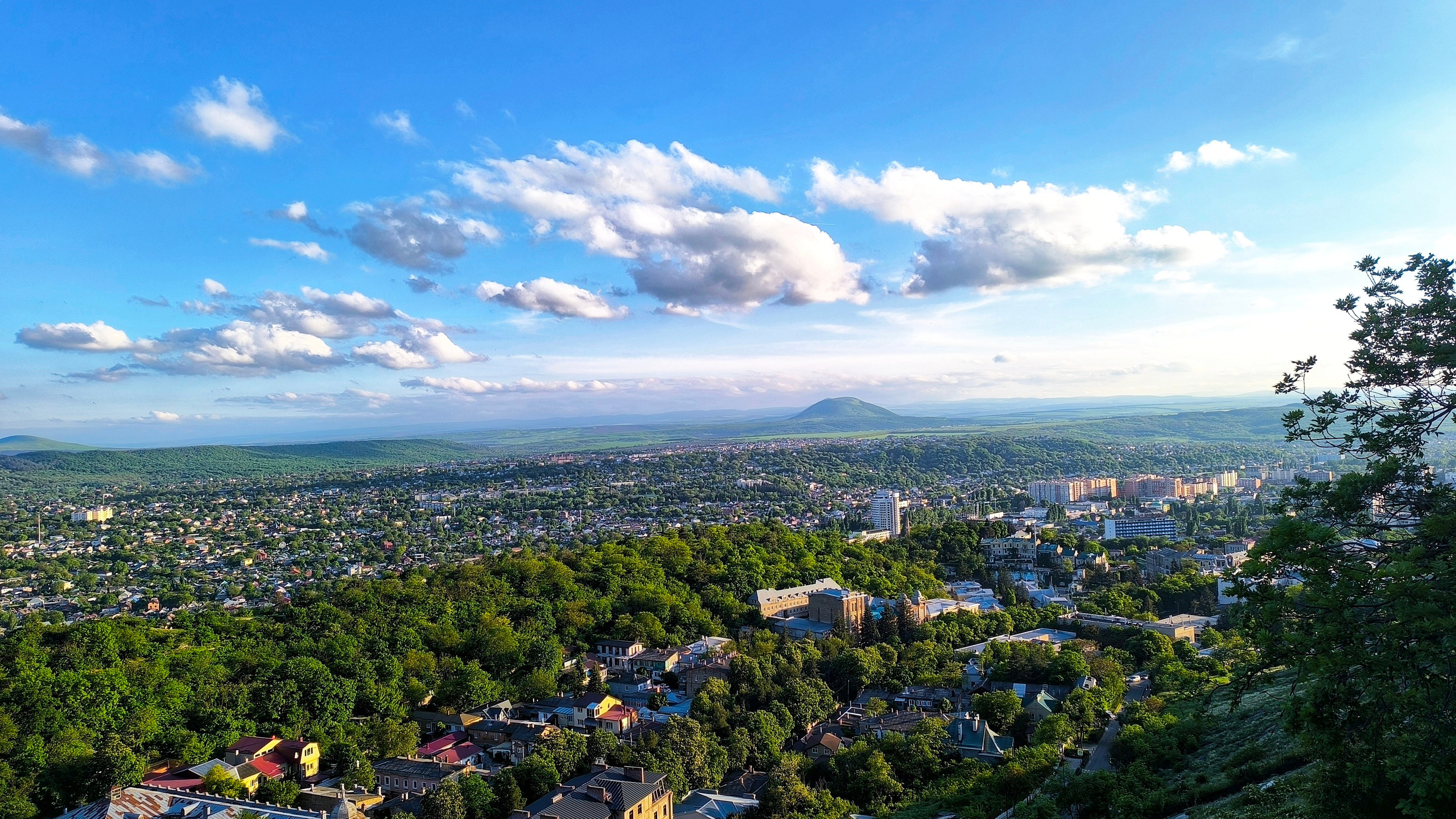Весенний Пятигорск. Фотосайт Андрея Прокопенко