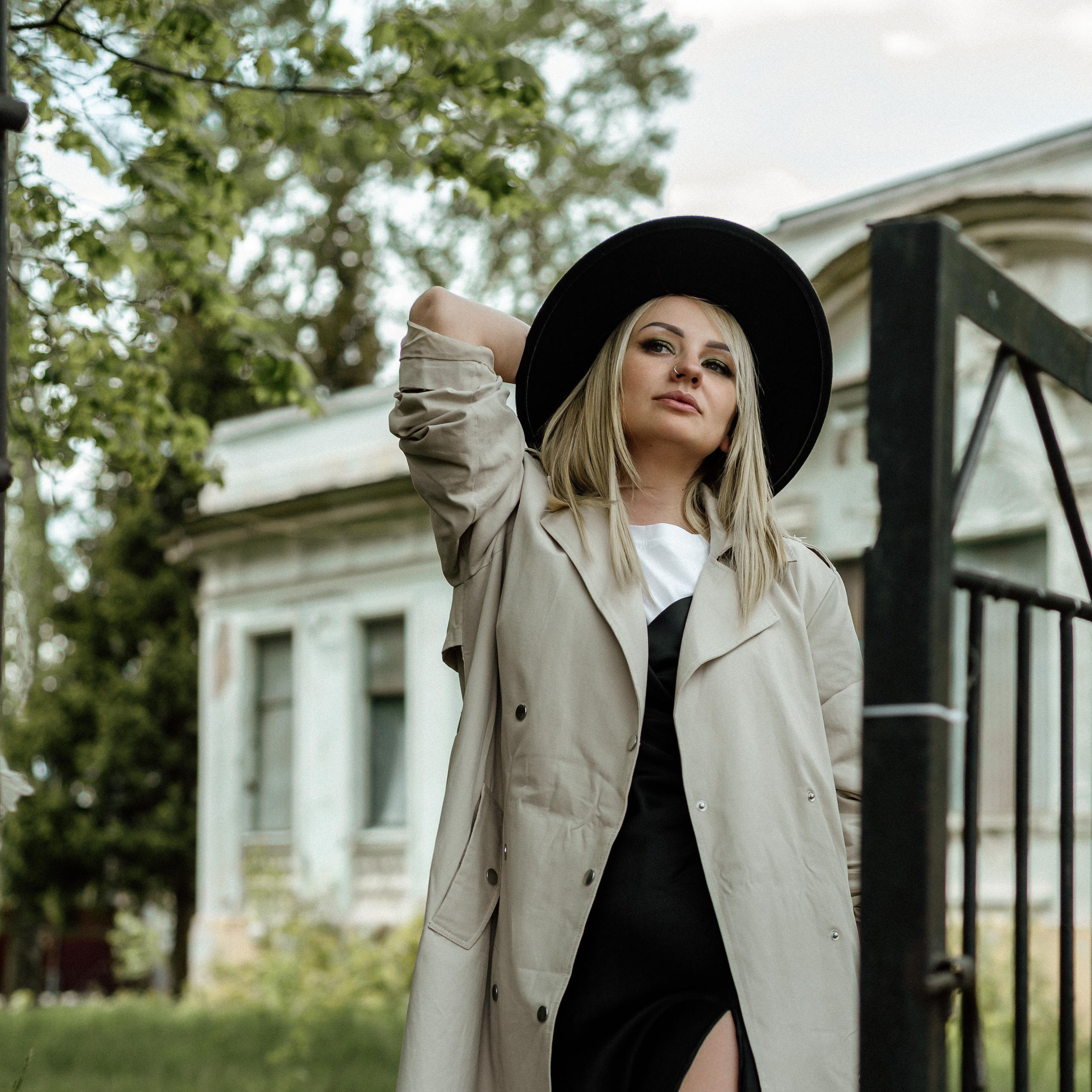 Контакты. Фотограф Алёна Евграфова