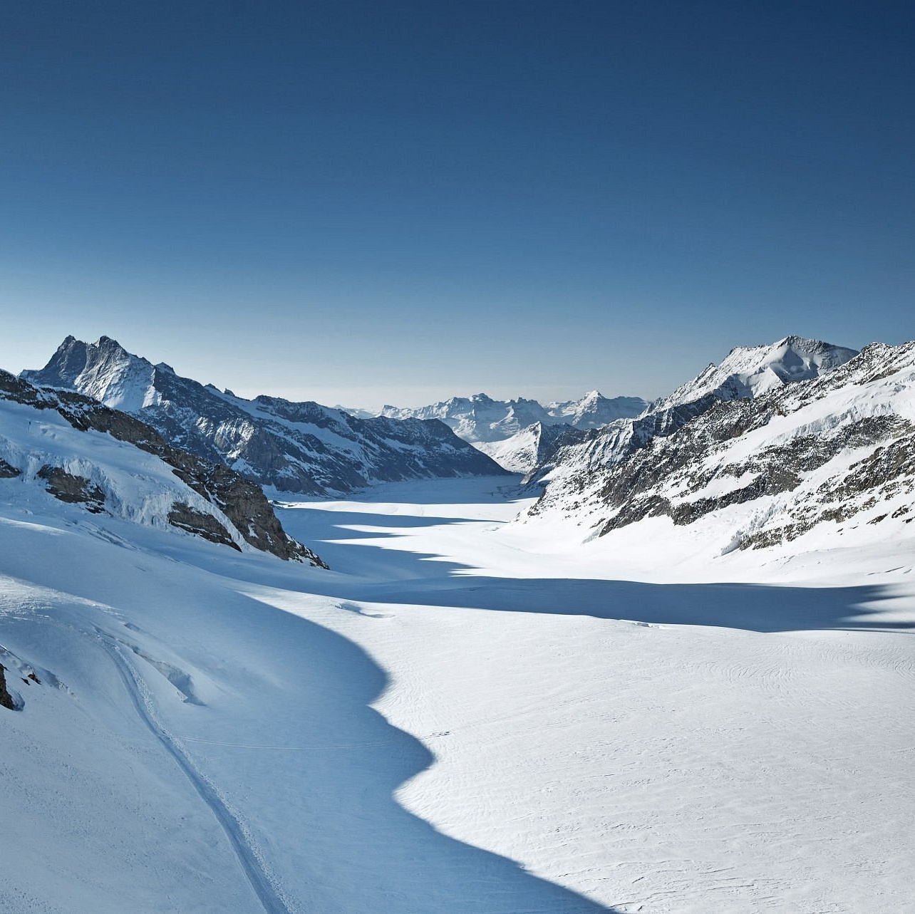 PLACES FOR PHOTOS. Photographer in Interlaken area