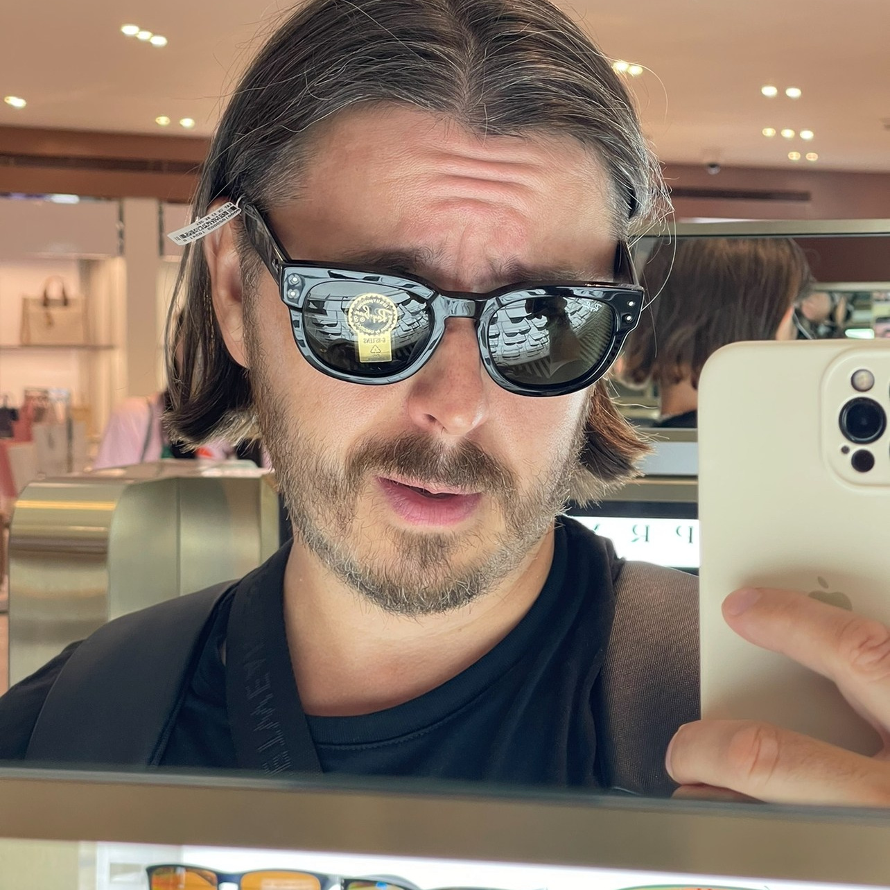 Контакты. Filmmaker & Photographer Koshkin