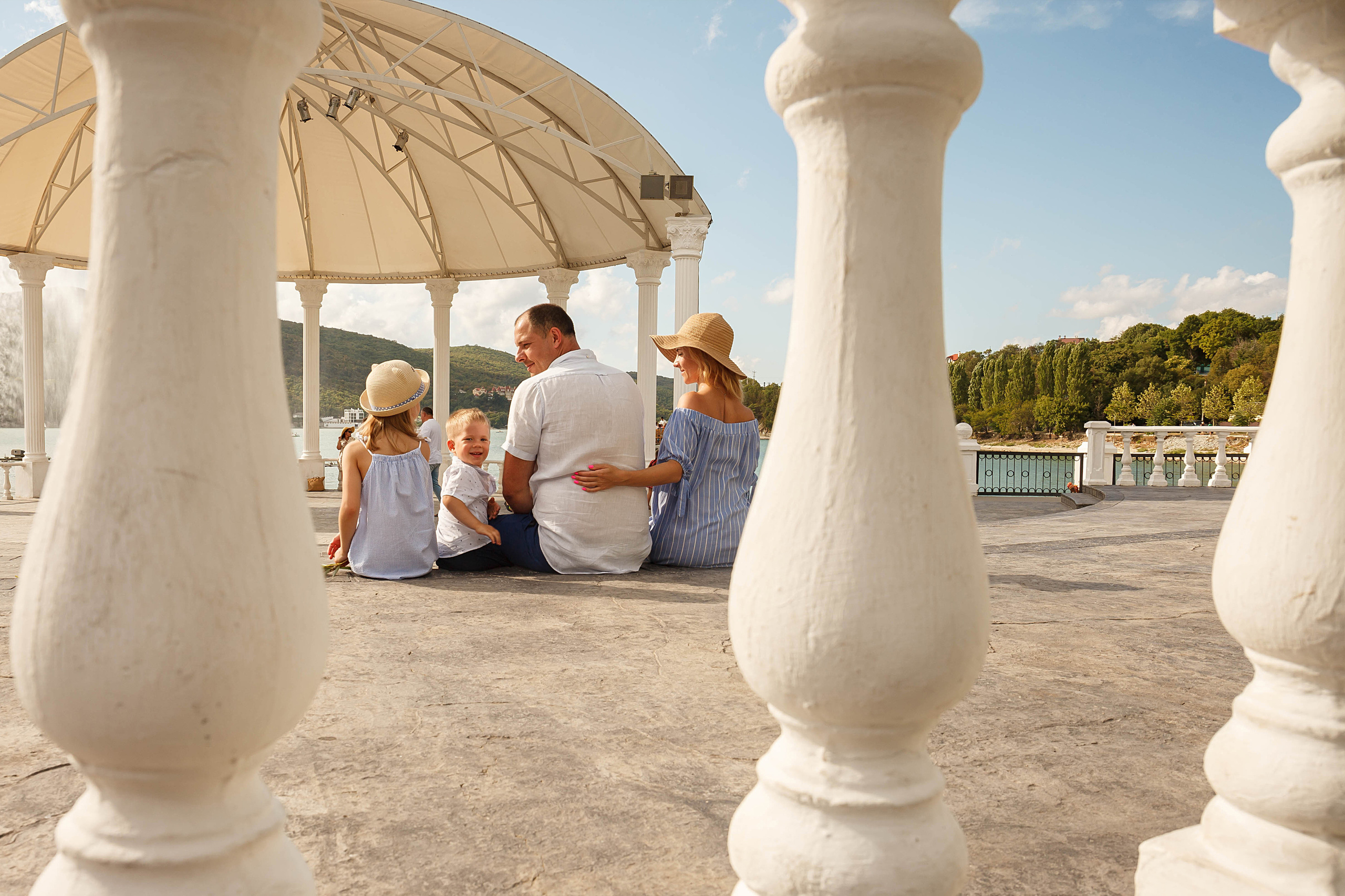 ФОТОСЕССИИ. Фотограф в Геленджике, Архипо-Осиповке, Абрау-Дюрсо, Кринице Виктория