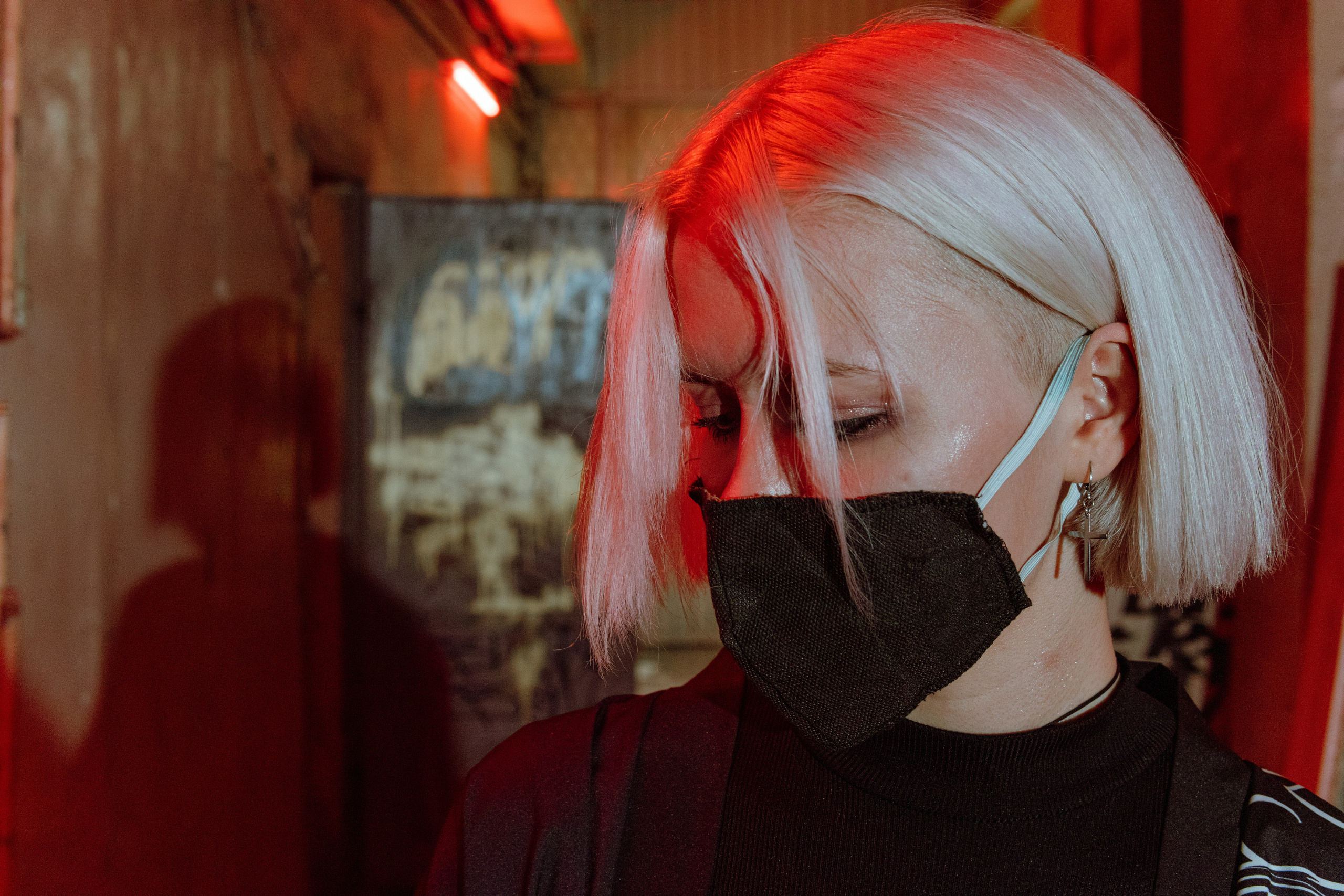 Легкая направленность идеи для фотосессии пошла из Tokyo Revengers. Фотограф в Ростове-на-Дону Игорь Апасеев