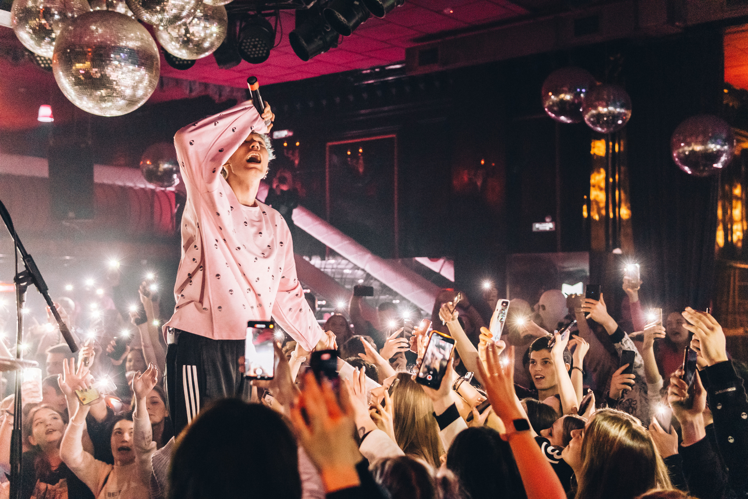 Репортажная съемка концерта группы КОСМОНАВТОВ НЕТ в г. Ростов-на-Дону. Фотограф в Ростове-на-Дону Игорь Апасеев