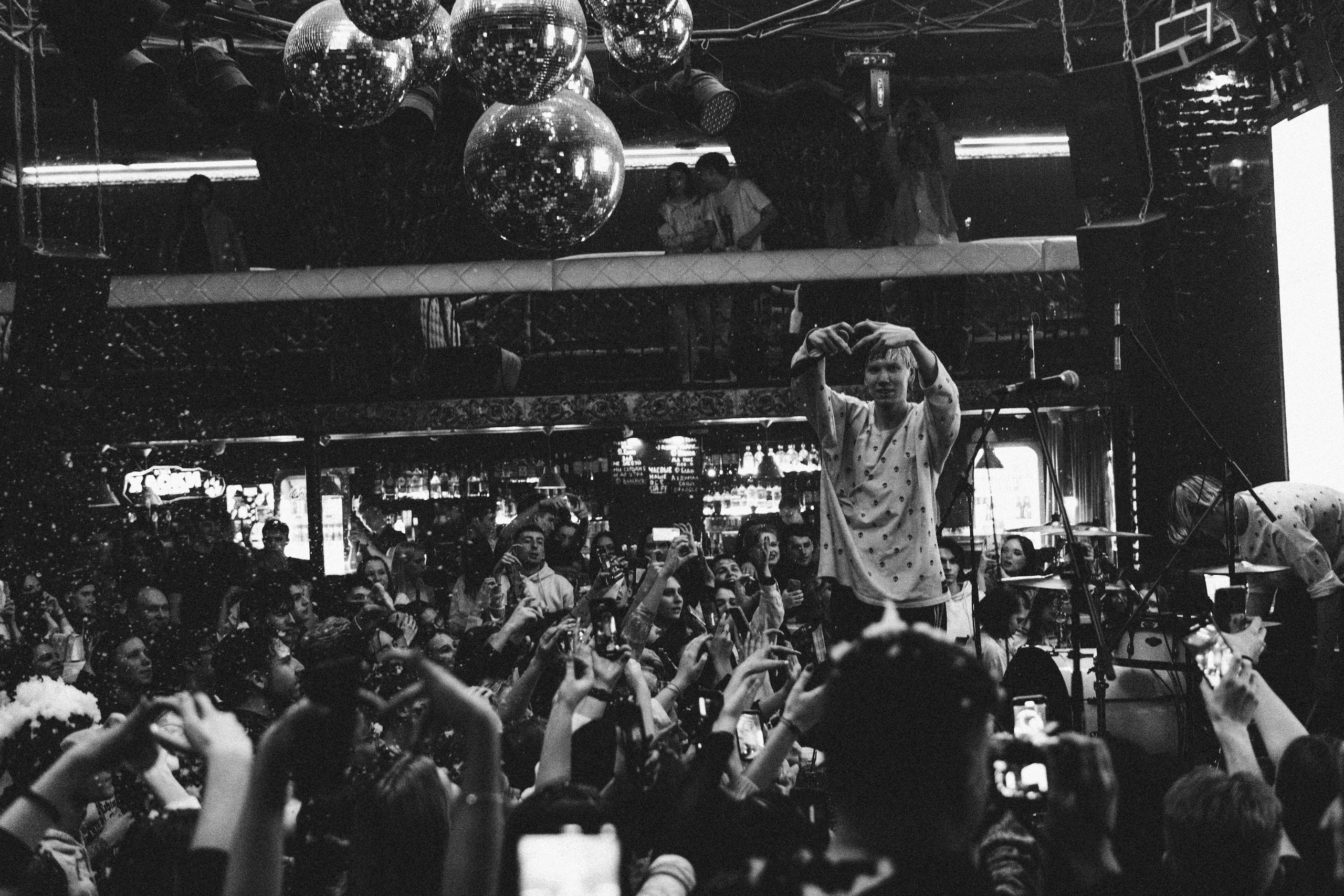 Репортажная съемка концерта группы КОСМОНАВТОВ НЕТ в г. Ростов-на-Дону. Фотограф в Ростове-на-Дону Игорь Апасеев