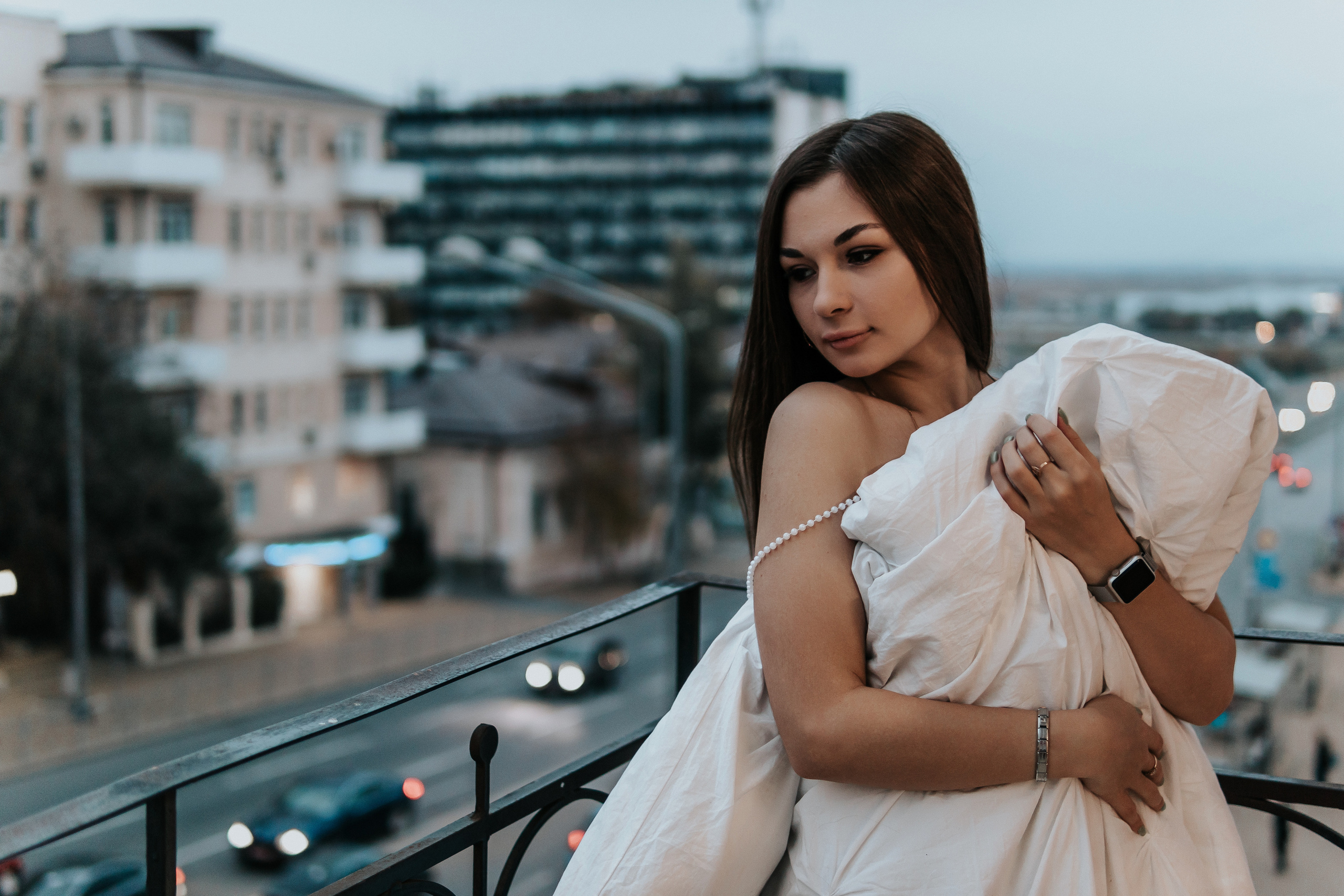 Женская фотосессия на балконе в г. Ростов-на-Дону. Фотограф в Ростове-на-Дону Игорь Апасеев