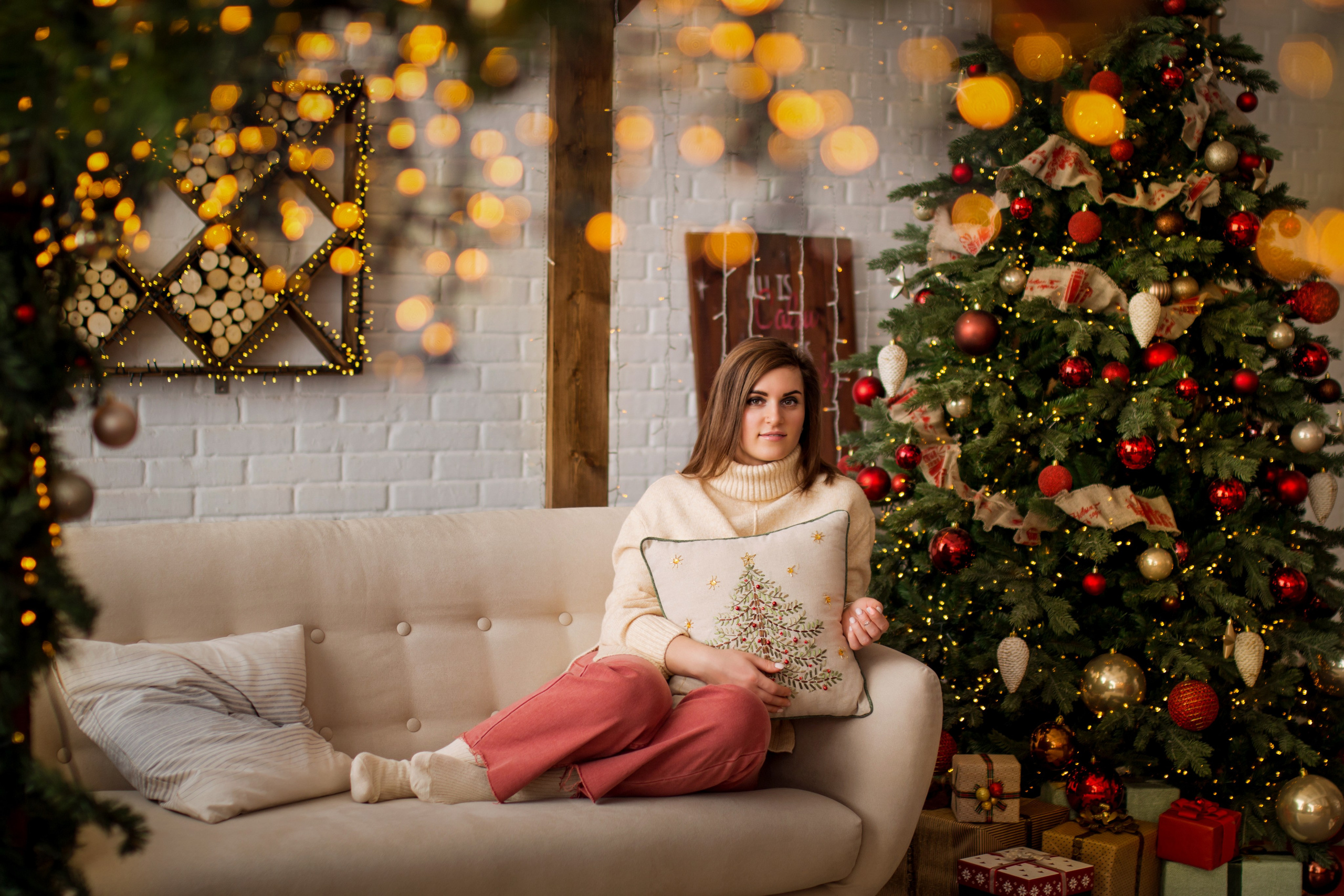 Новогодние фотосессии 2026. Елена Данилова фотограф беременности в Кемерово