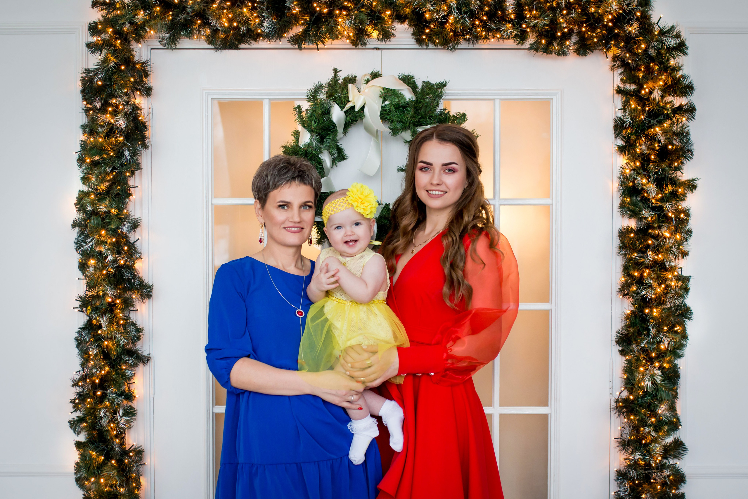 Новогодние фотосессии 2026. Елена Данилова фотограф беременности в Кемерово