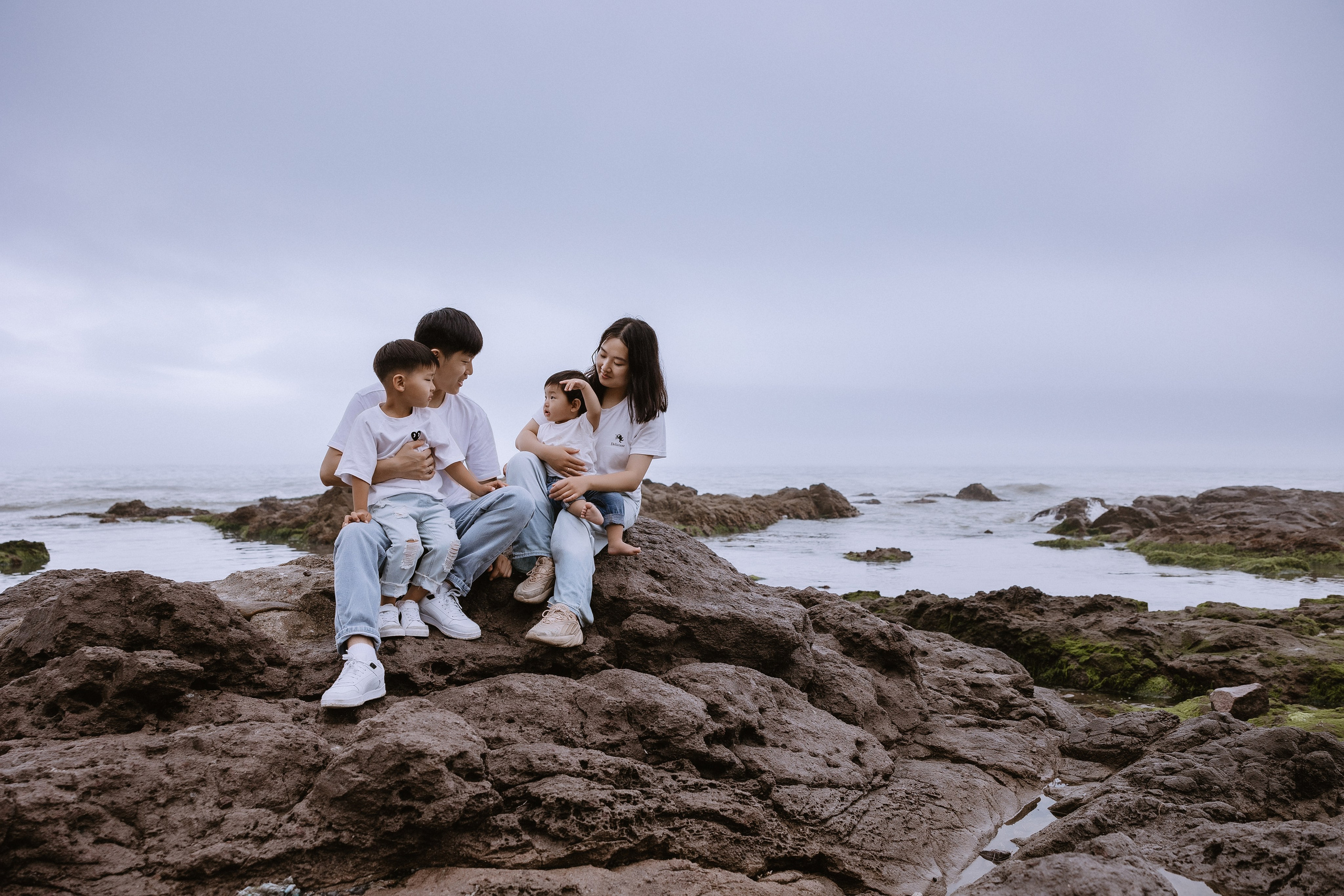 Services. Your photographer in Busan (South Korea) Aleksandra Anufriy