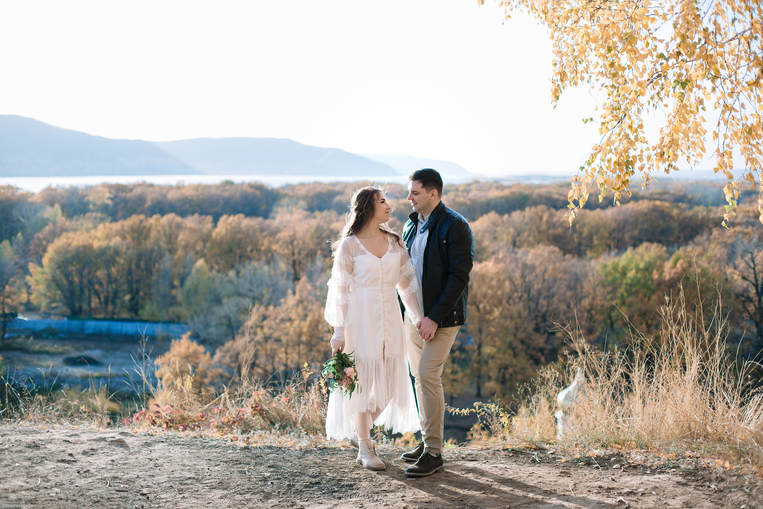Лавстори с красивым видами. Свадебный фотограф в Самаре Катерина Мостовая