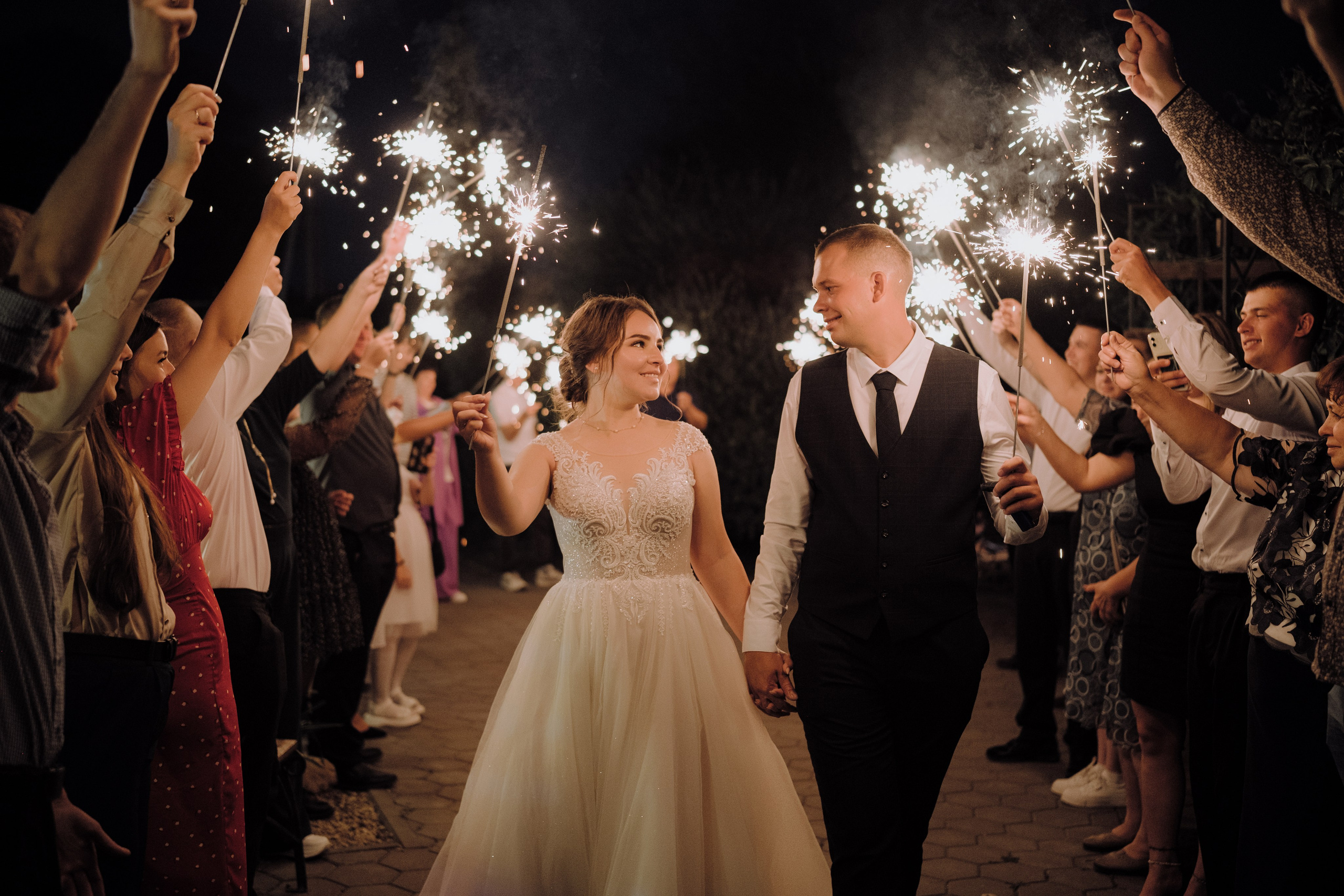 Свадебный фотограф в Балаково — Андрей Яхнин: стильные и эмоциональные фотосессии