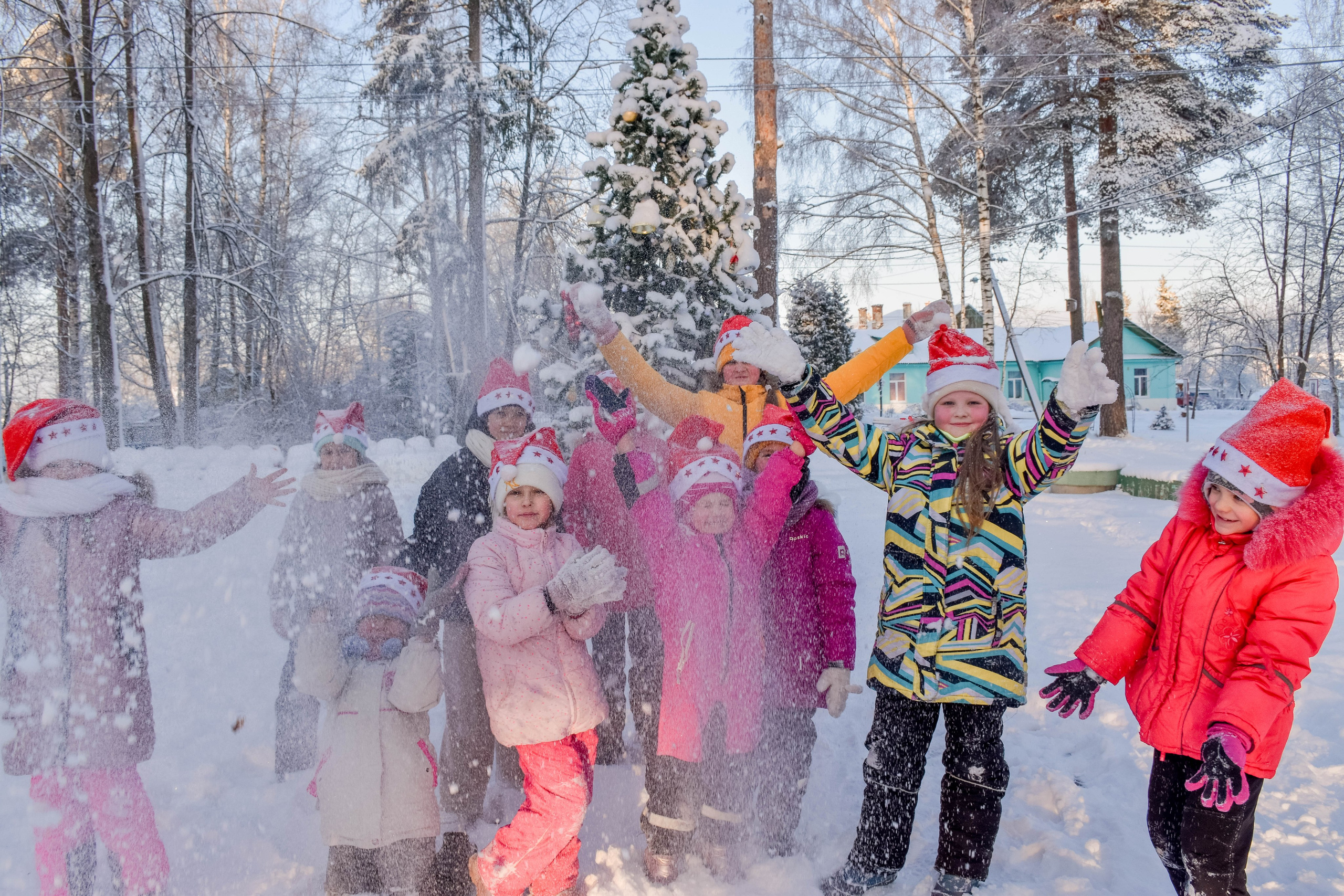 Зимняя фотосессия в детском лагере