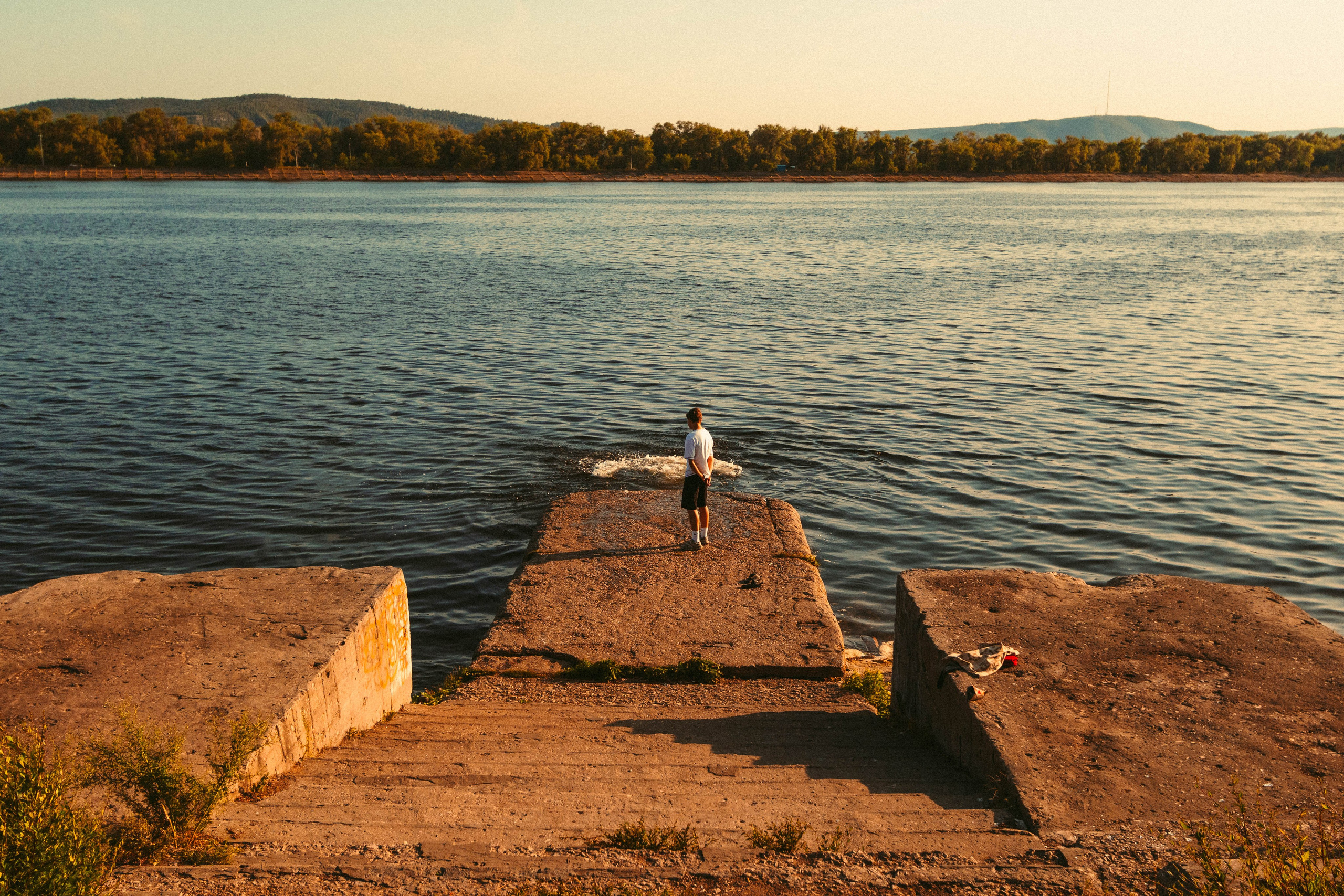 Ты всё о Мане, да о Нимейере. А мир вокруг тебя — о разрухе и панельках. Репортажный и портретный фотограф в Тольятти