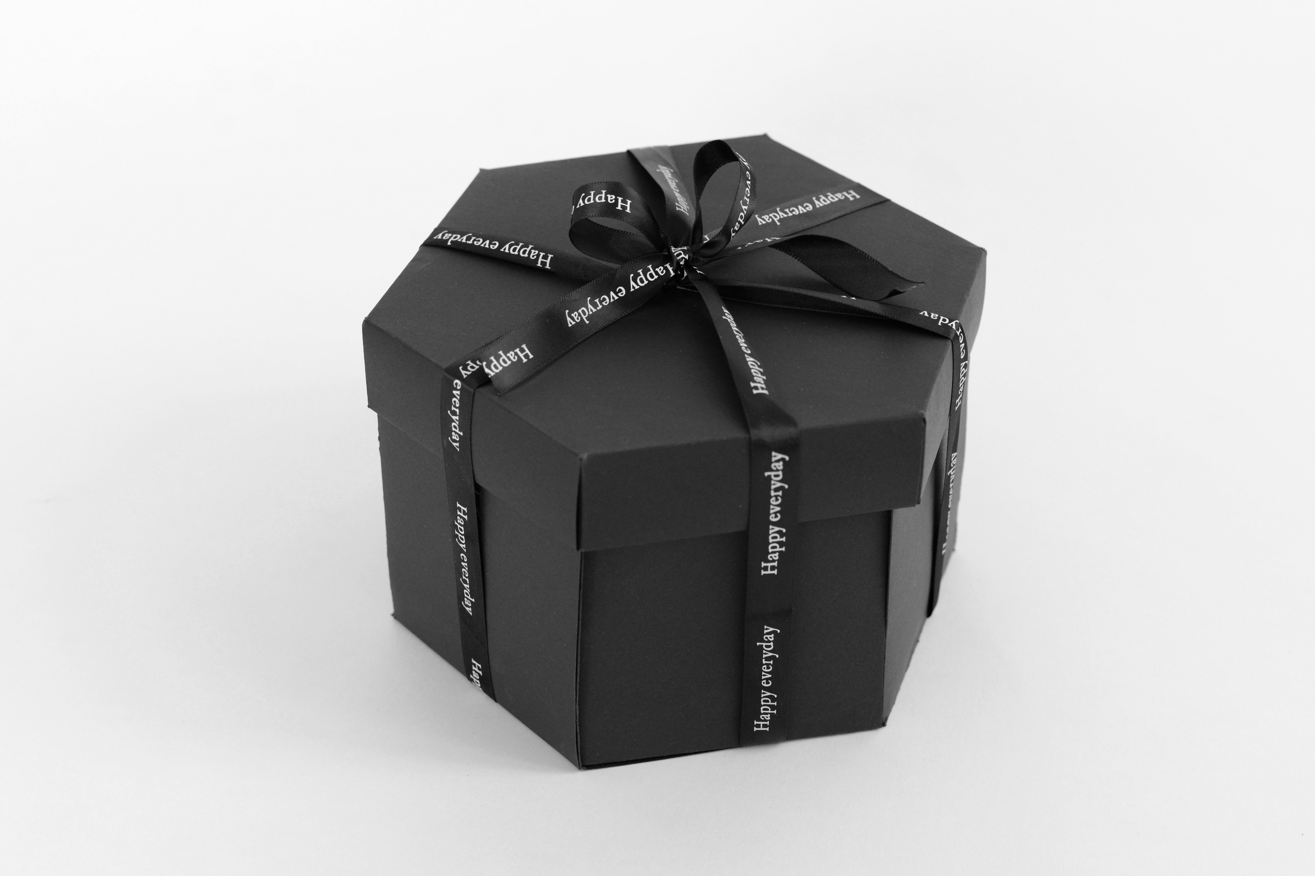 КОЛЛЕКЦИОНЕР. Междисциплинарная художница Мария Кокунова Санкт-Петербург