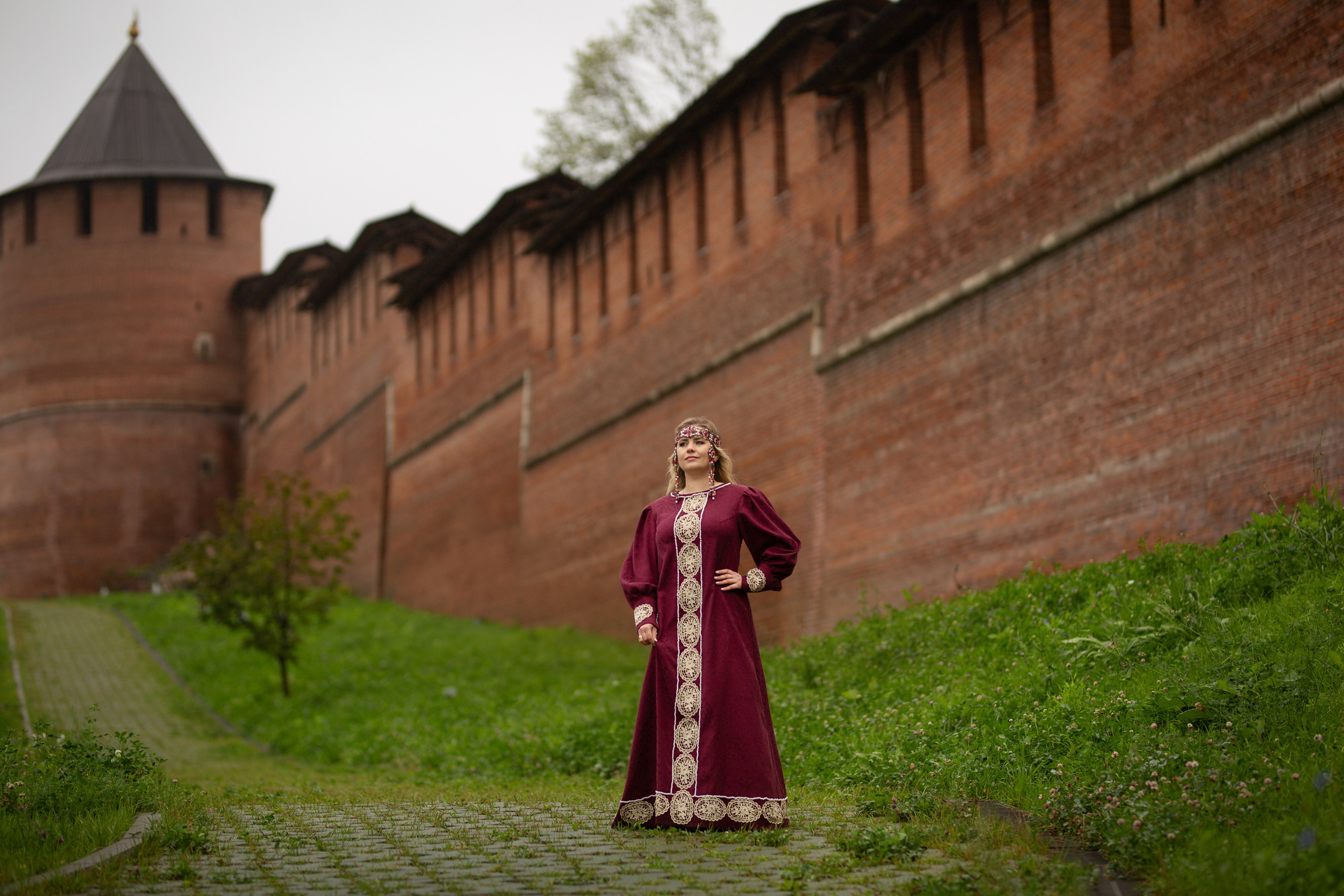 Фотосессии в Москве. Русская и славянская одежда. Современна русская одежда