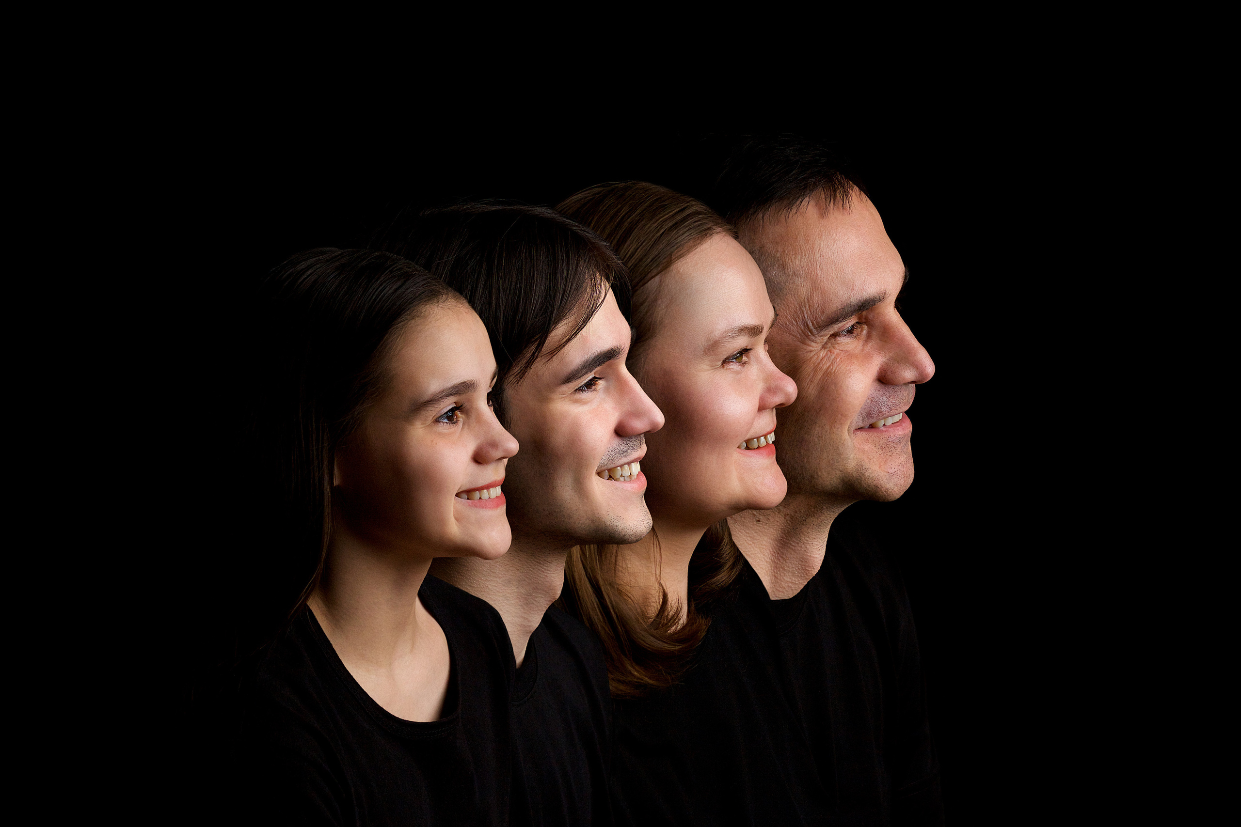 Профиль Поколений. Детский фотограф новорожденных в Краснодаре Чижова Марина