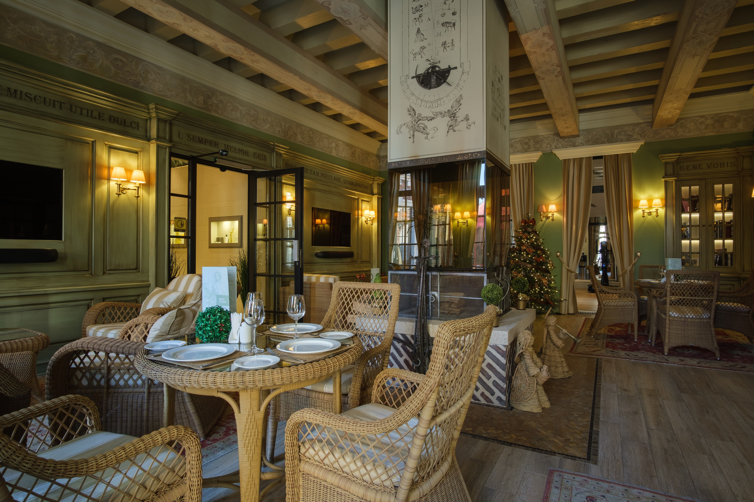 Виды и стоимость услуг. Предметный фотограф в Ростове-на-Дону Радышев Александр