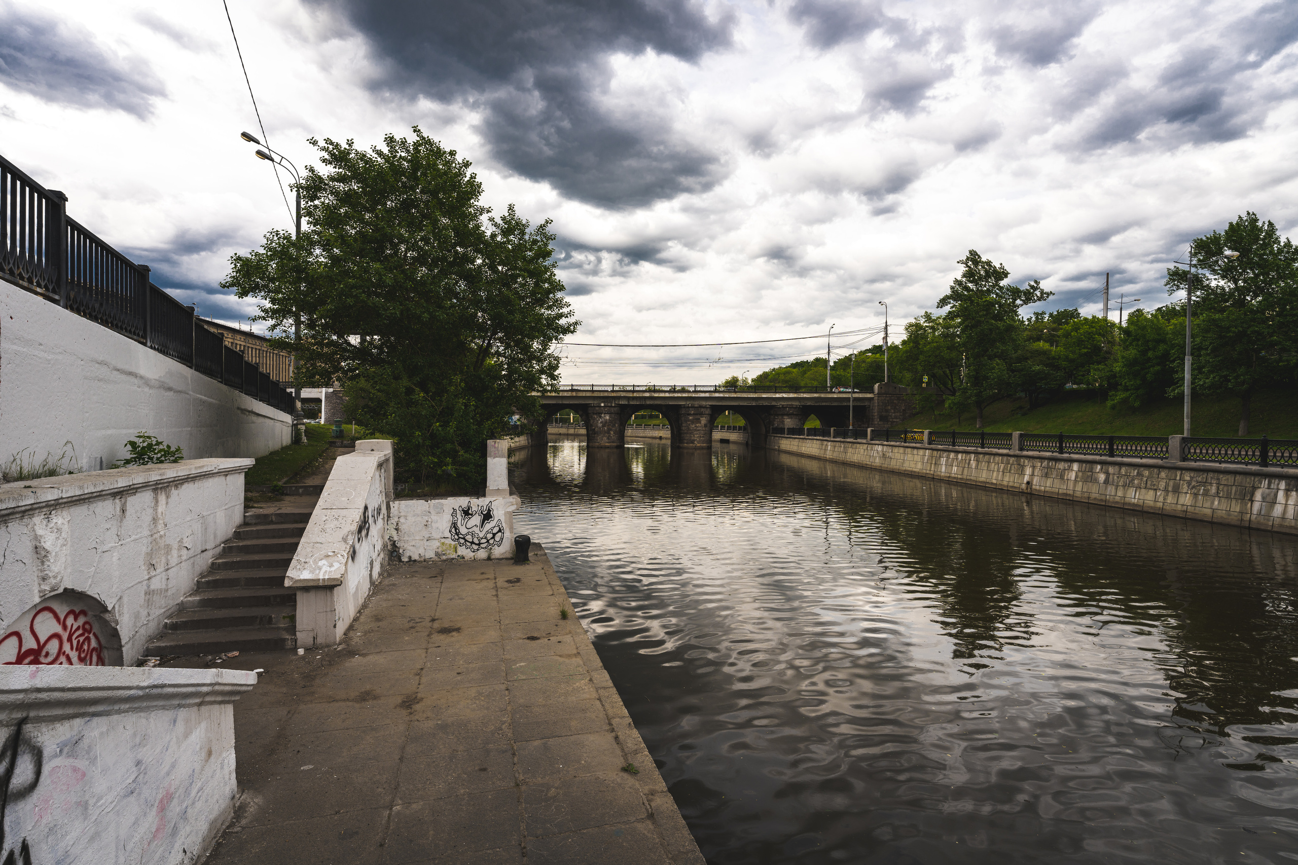 Лефортовский мост в Москве